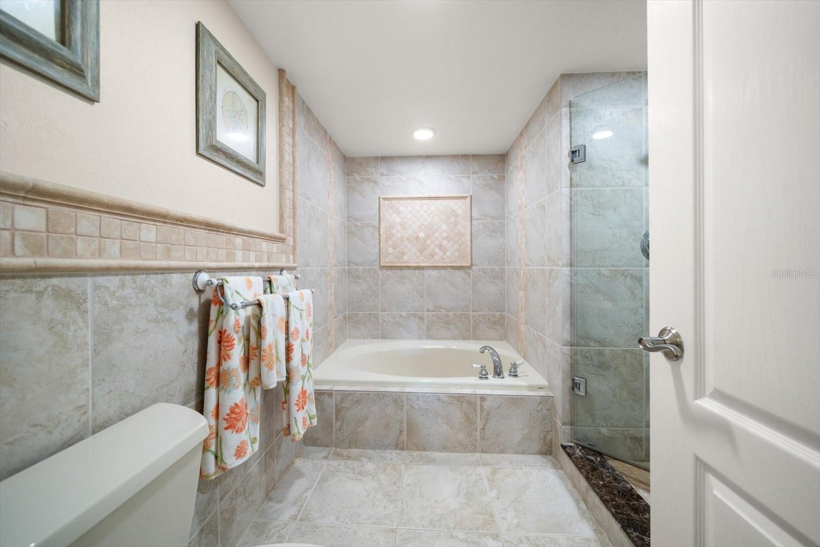 1651 SAND KEY ESTATES CT #28 — photo 27