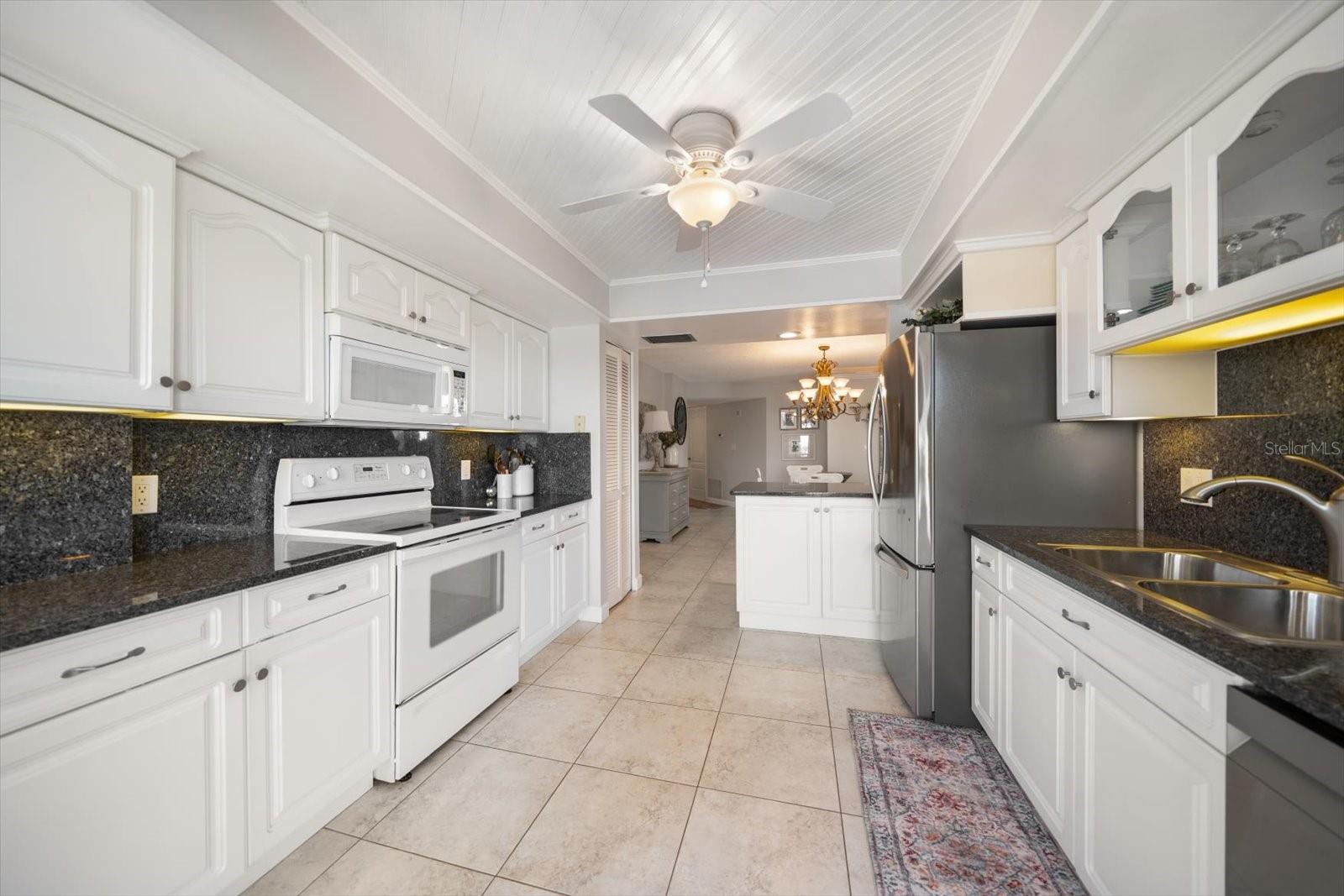 1651 SAND KEY ESTATES CT #28 — photo 17