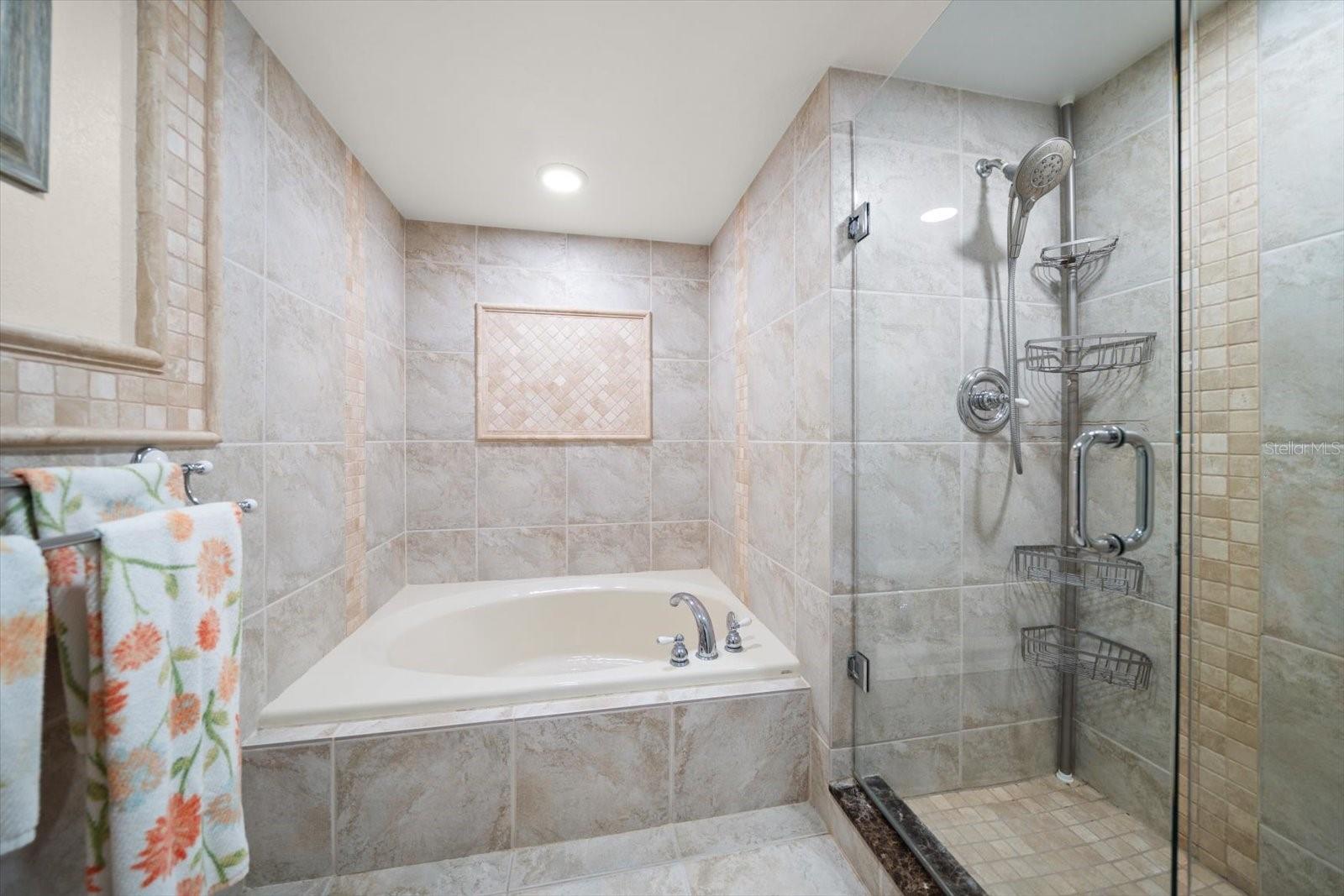 1651 SAND KEY ESTATES CT #28 — photo 29