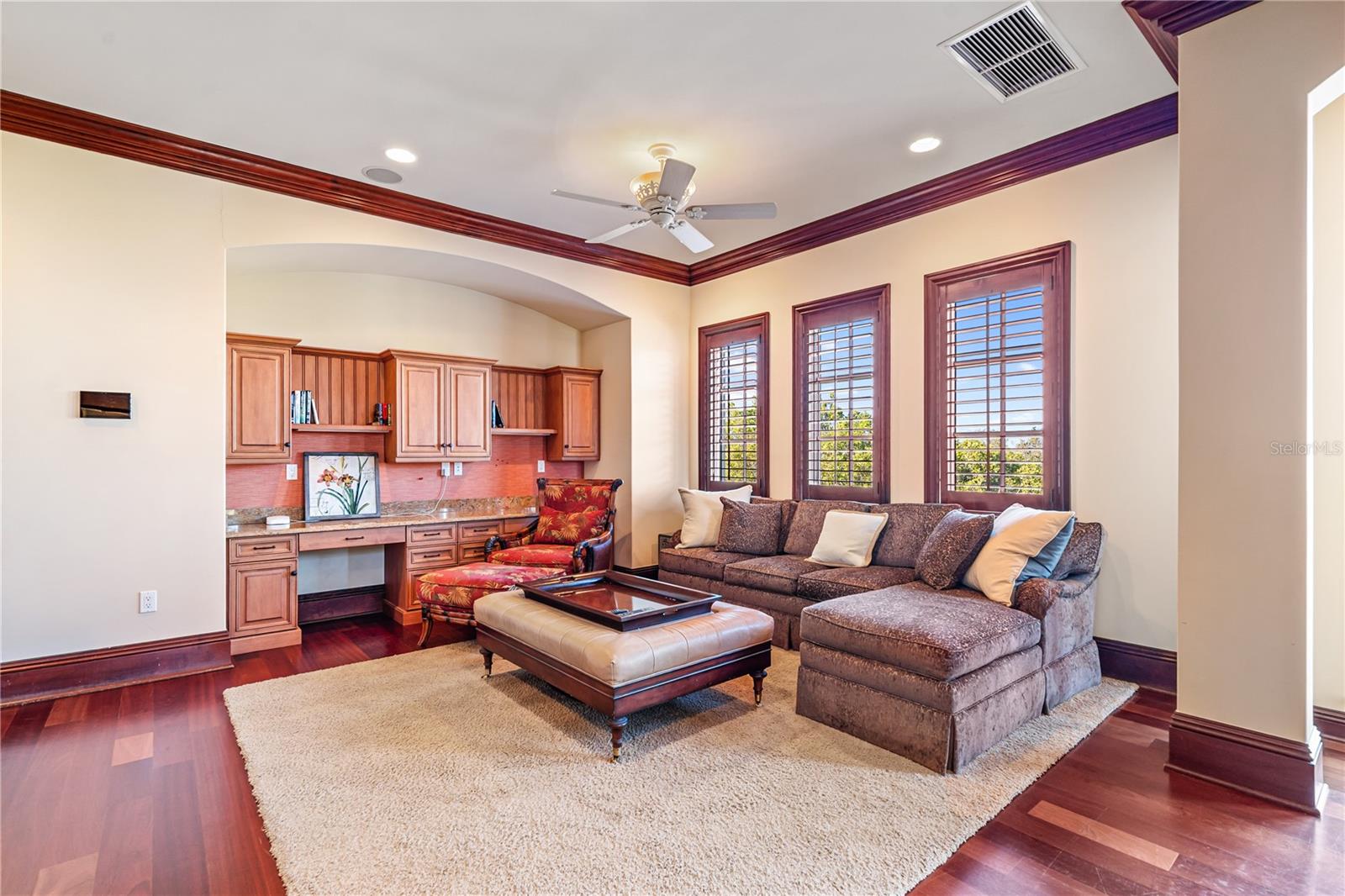 1363 OCEANVIEW DR — photo 45