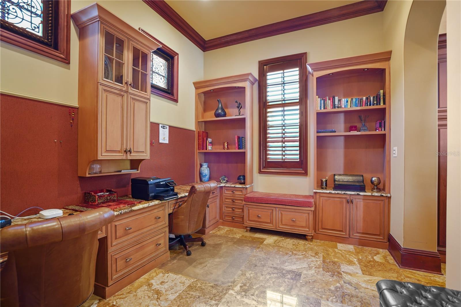 1363 OCEANVIEW DR — photo 40
