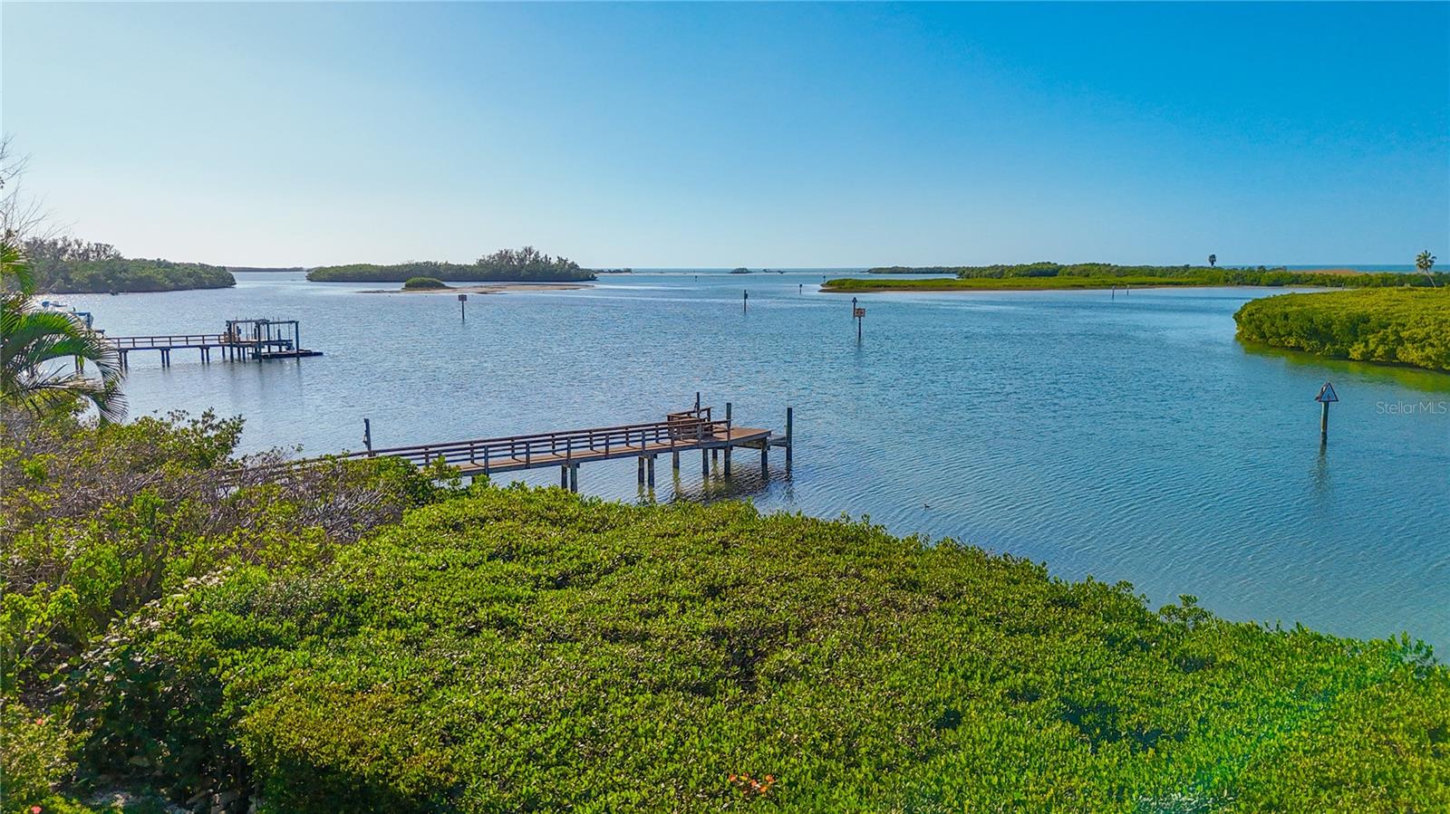 1363 OCEANVIEW DR — photo 73