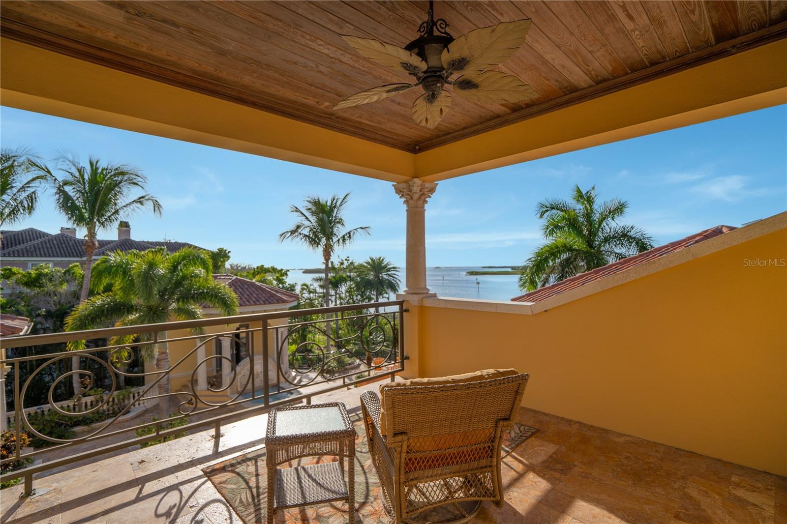 1363 OCEANVIEW DR — photo 61