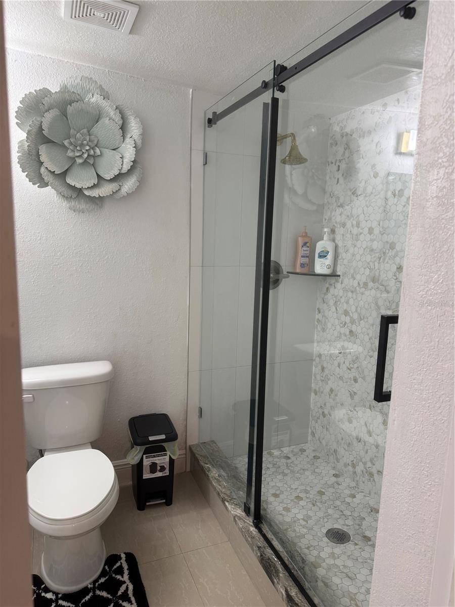 7018 N HALE AVE — photo 21