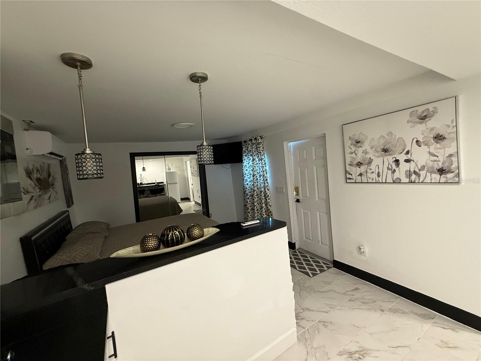 7018 N HALE AVE — photo 31