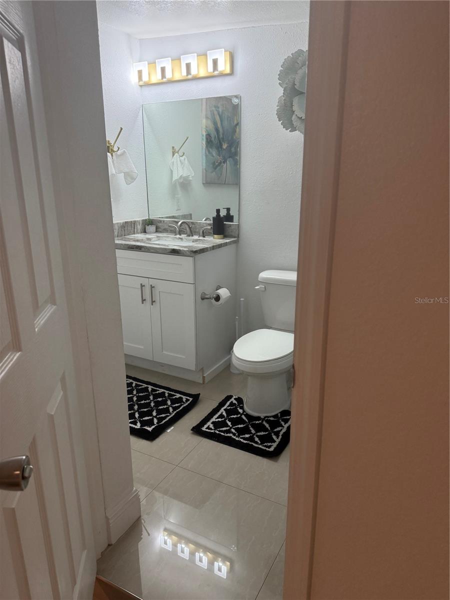 7018 N HALE AVE — photo 22