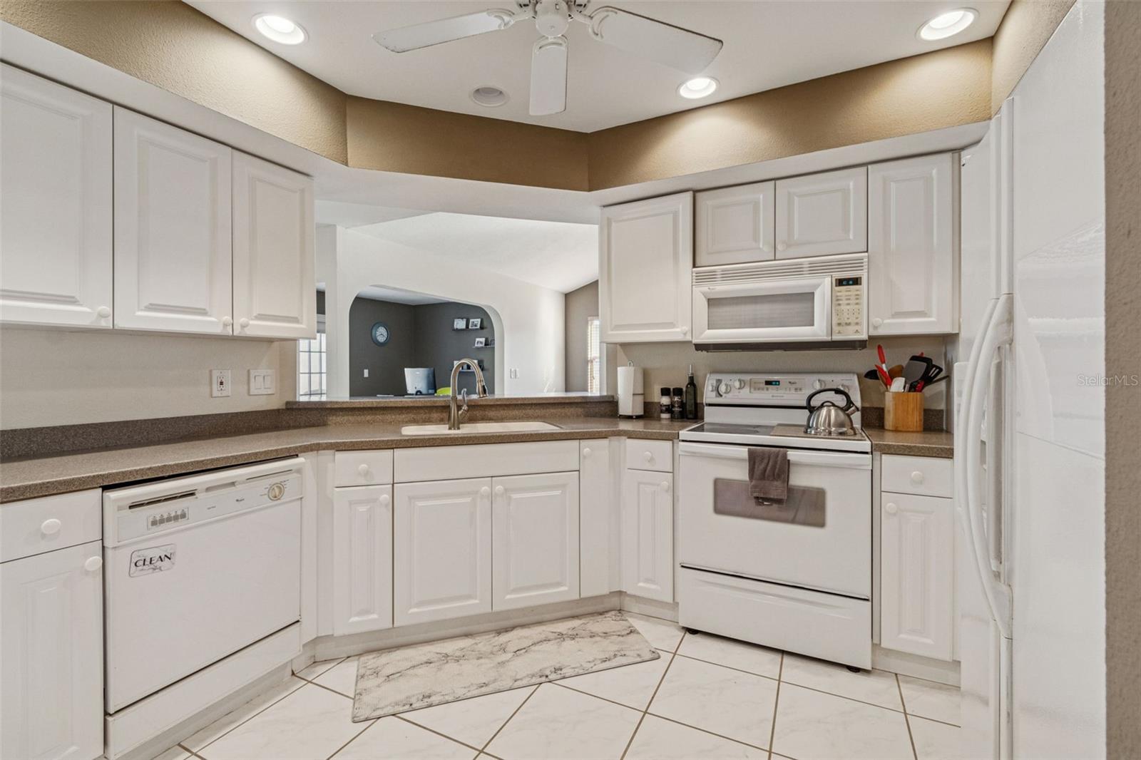 4181 CENTER POINTE CIR #91B — photo 13