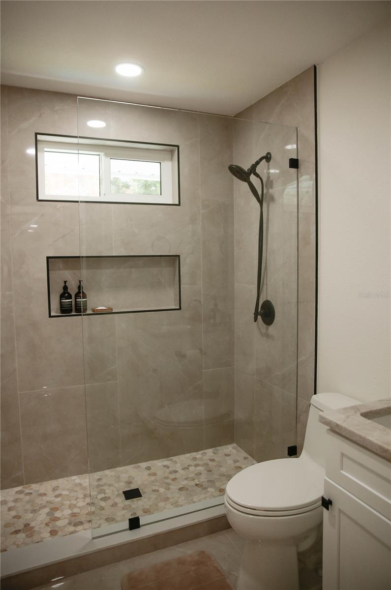 4646 GLEASON AVE — photo 42