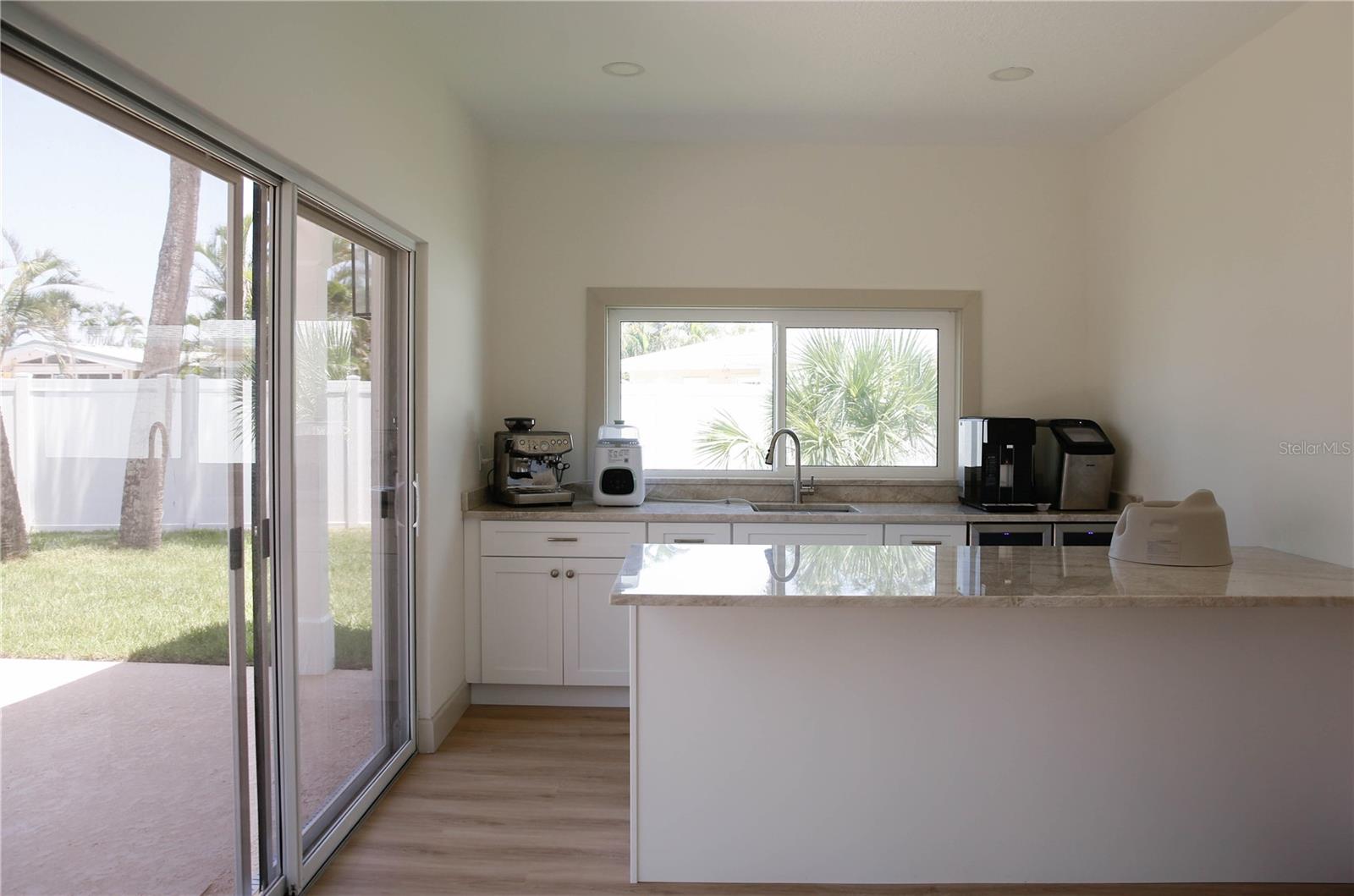 4646 GLEASON AVE — photo 45