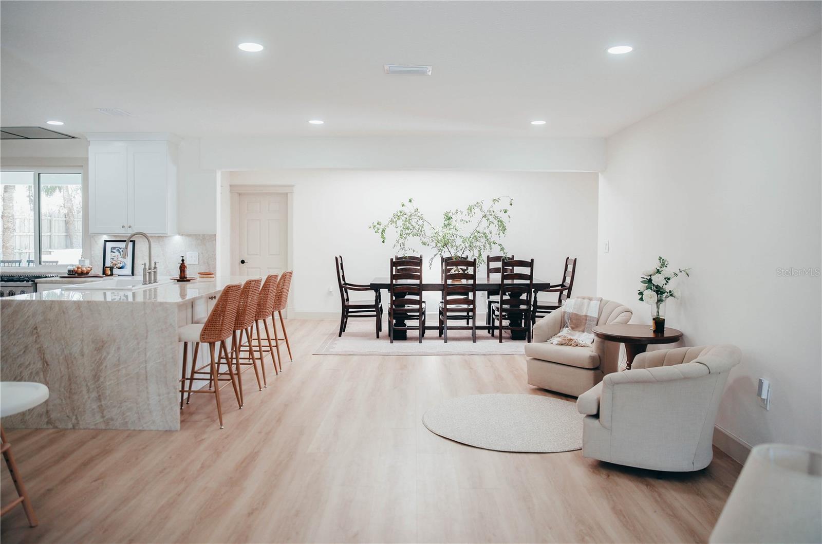 4646 GLEASON AVE — photo 15