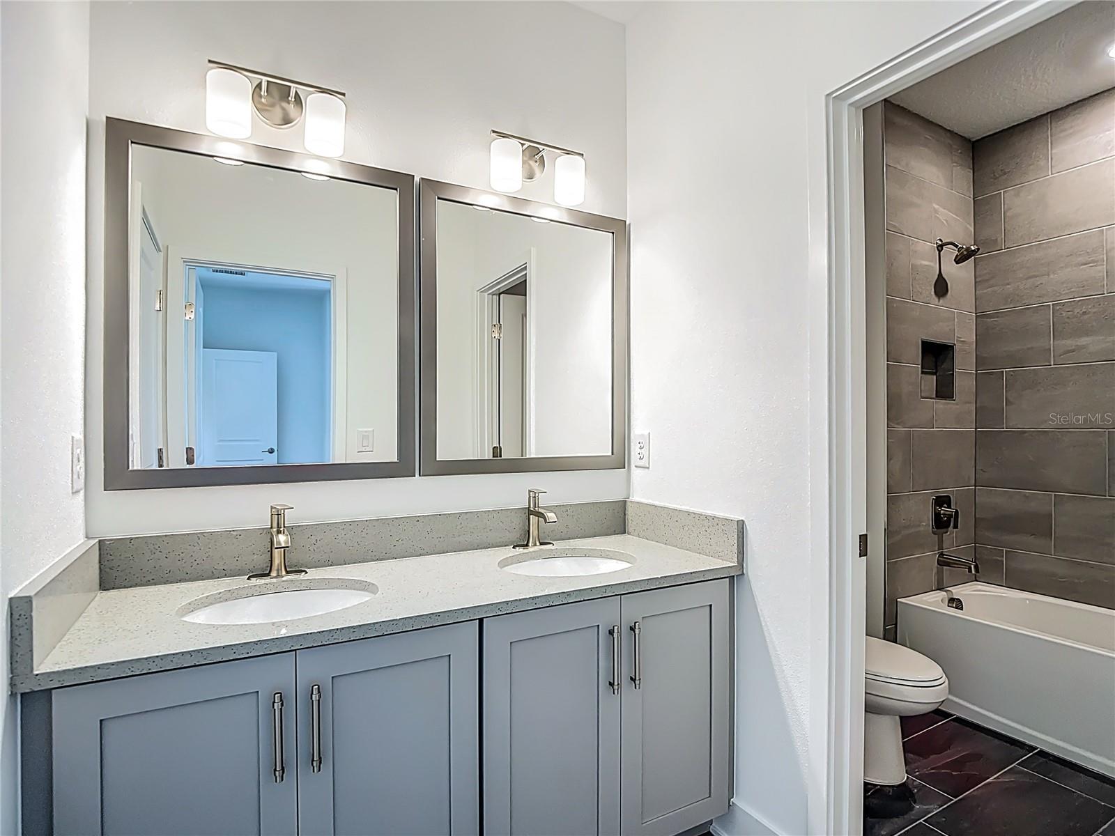 410 S WEST SHORE BLVD — photo 60