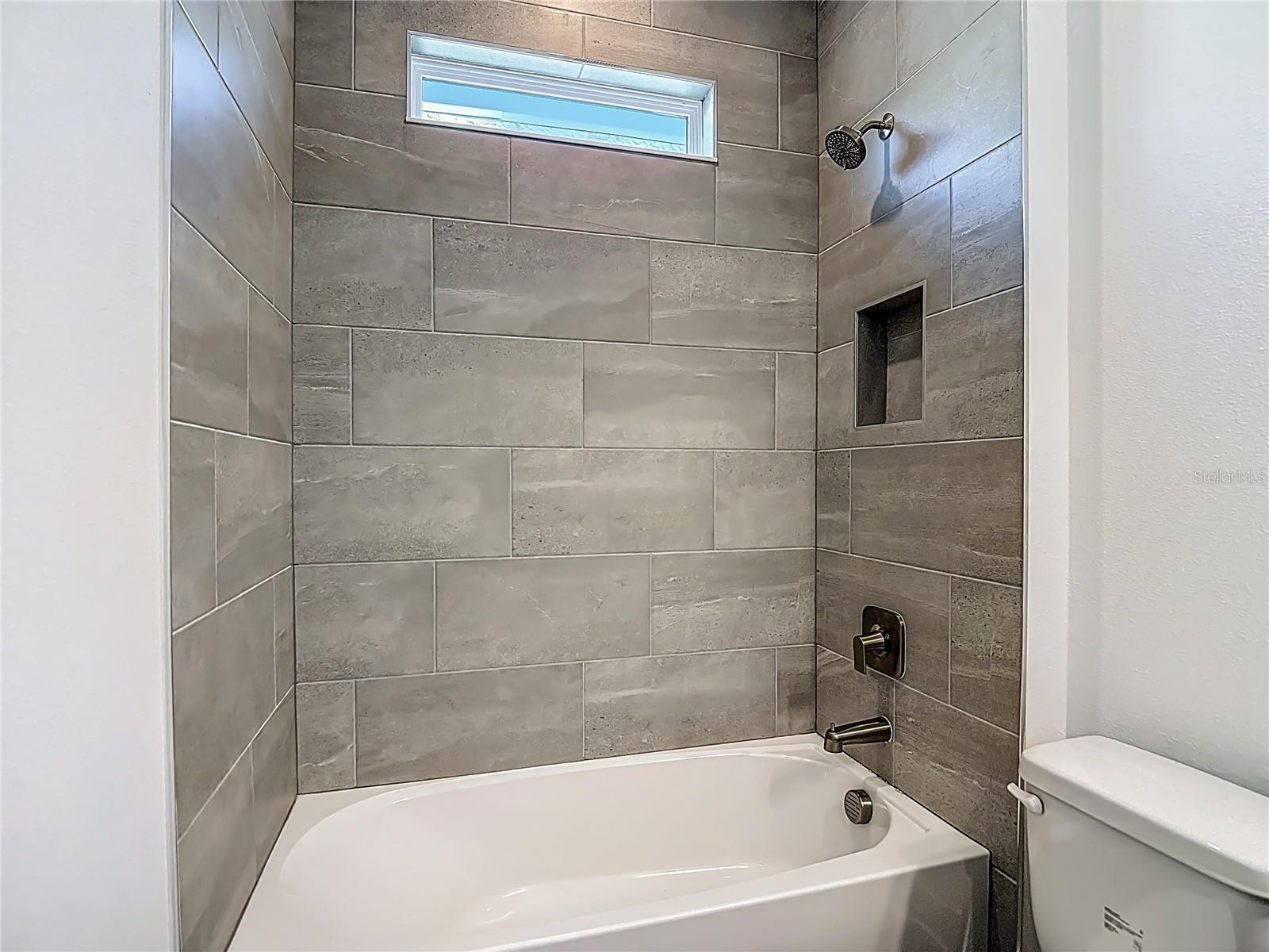410 S WEST SHORE BLVD — photo 38