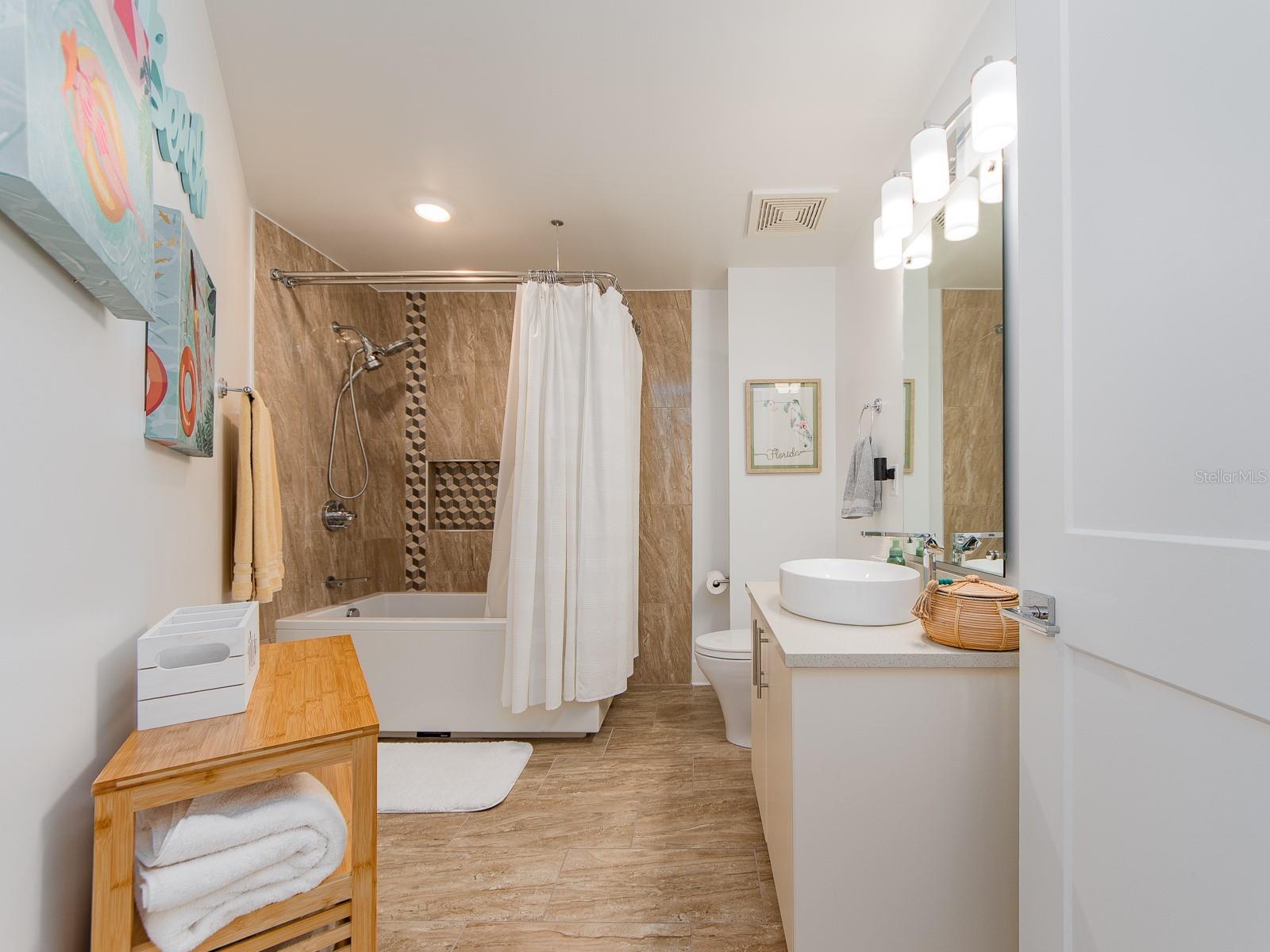 15 AVALON ST #403 — photo 23