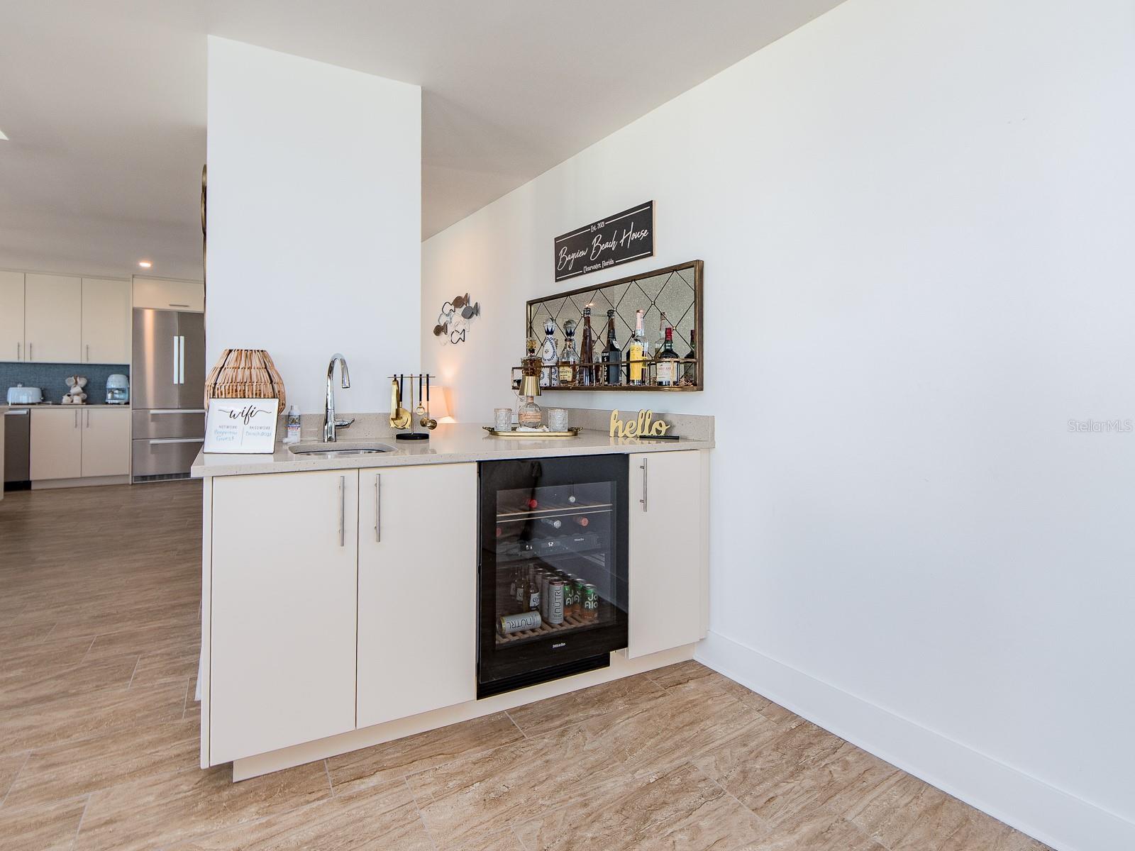 15 AVALON ST #403 — photo 33