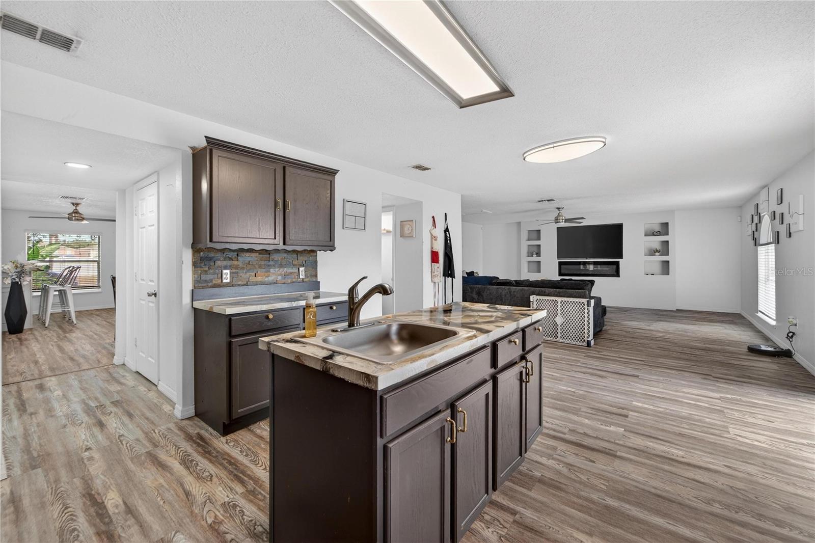10325 FROG POND DR — photo 16