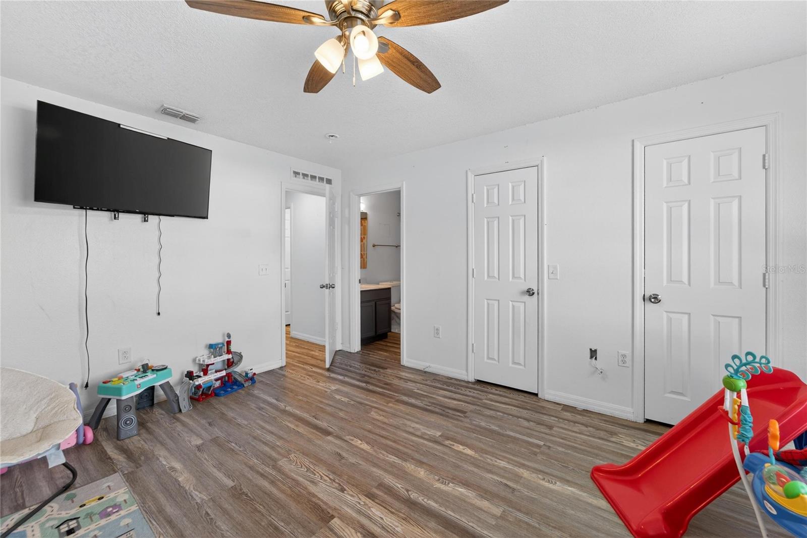 10325 FROG POND DR — photo 38