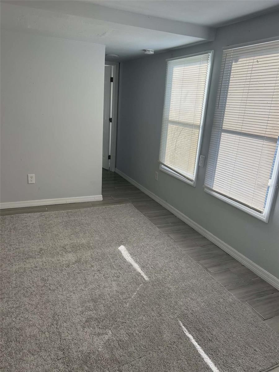1106 50TH AVENUE DR W — photo 2