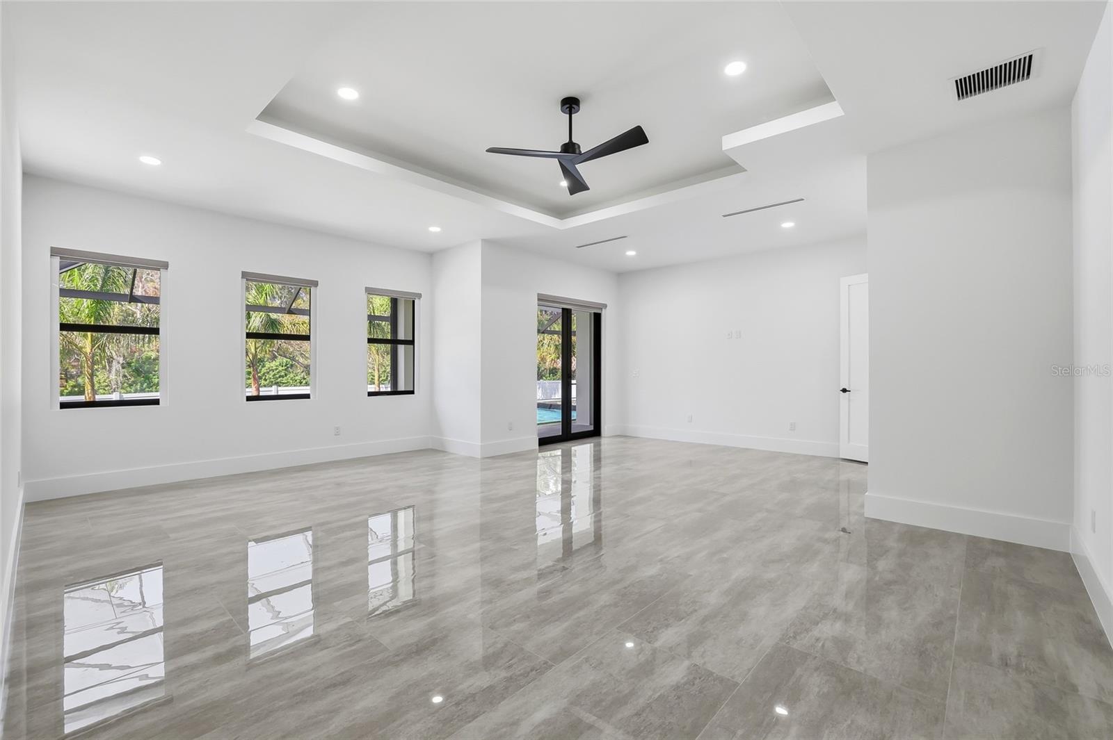 6802 E CREEK DR — photo 35