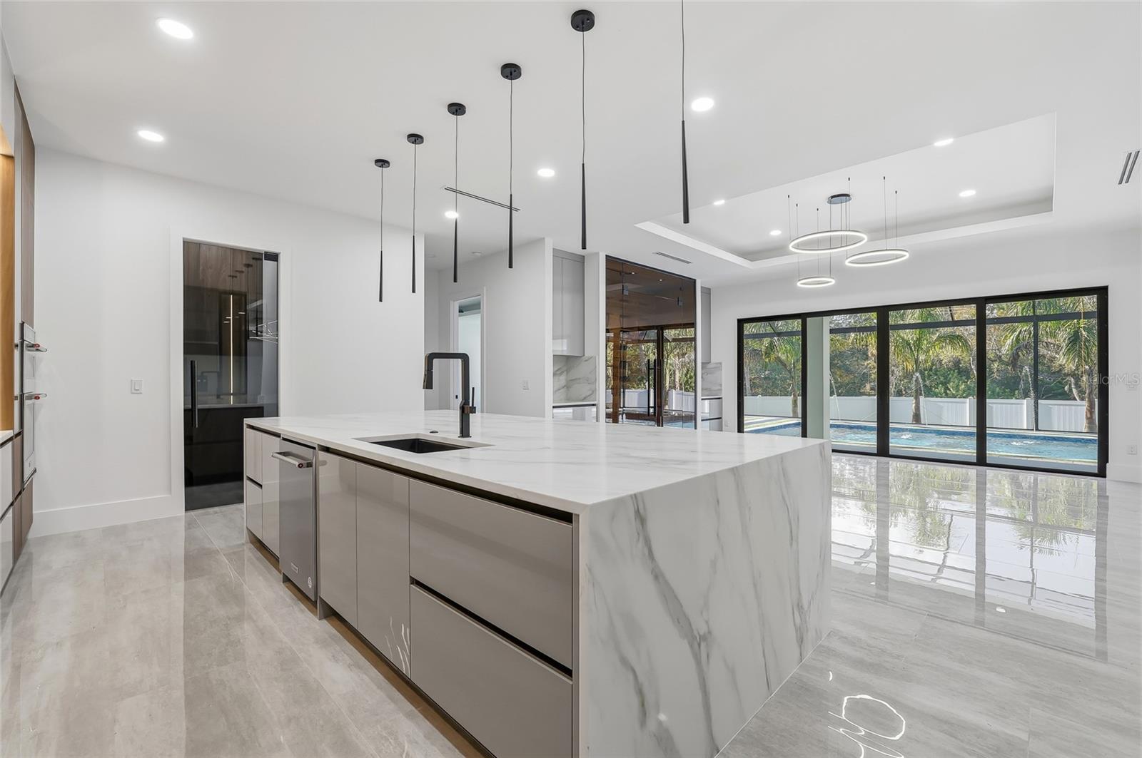 6802 E CREEK DR — photo 26