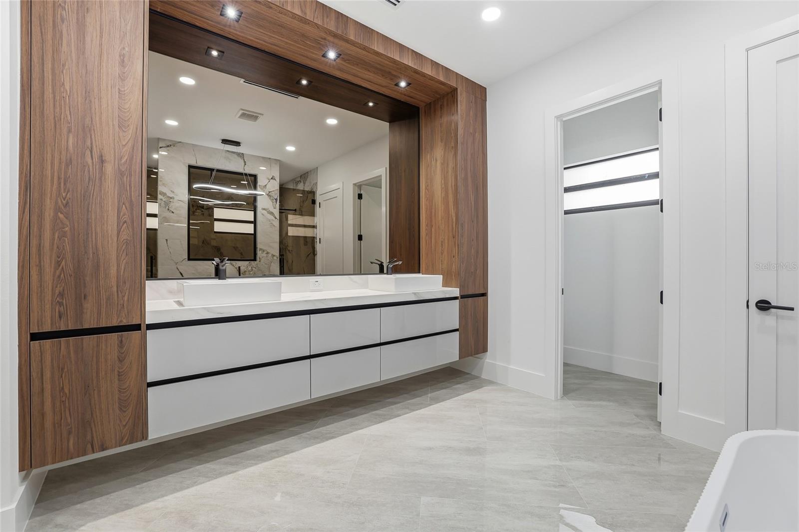 6802 E CREEK DR — photo 40