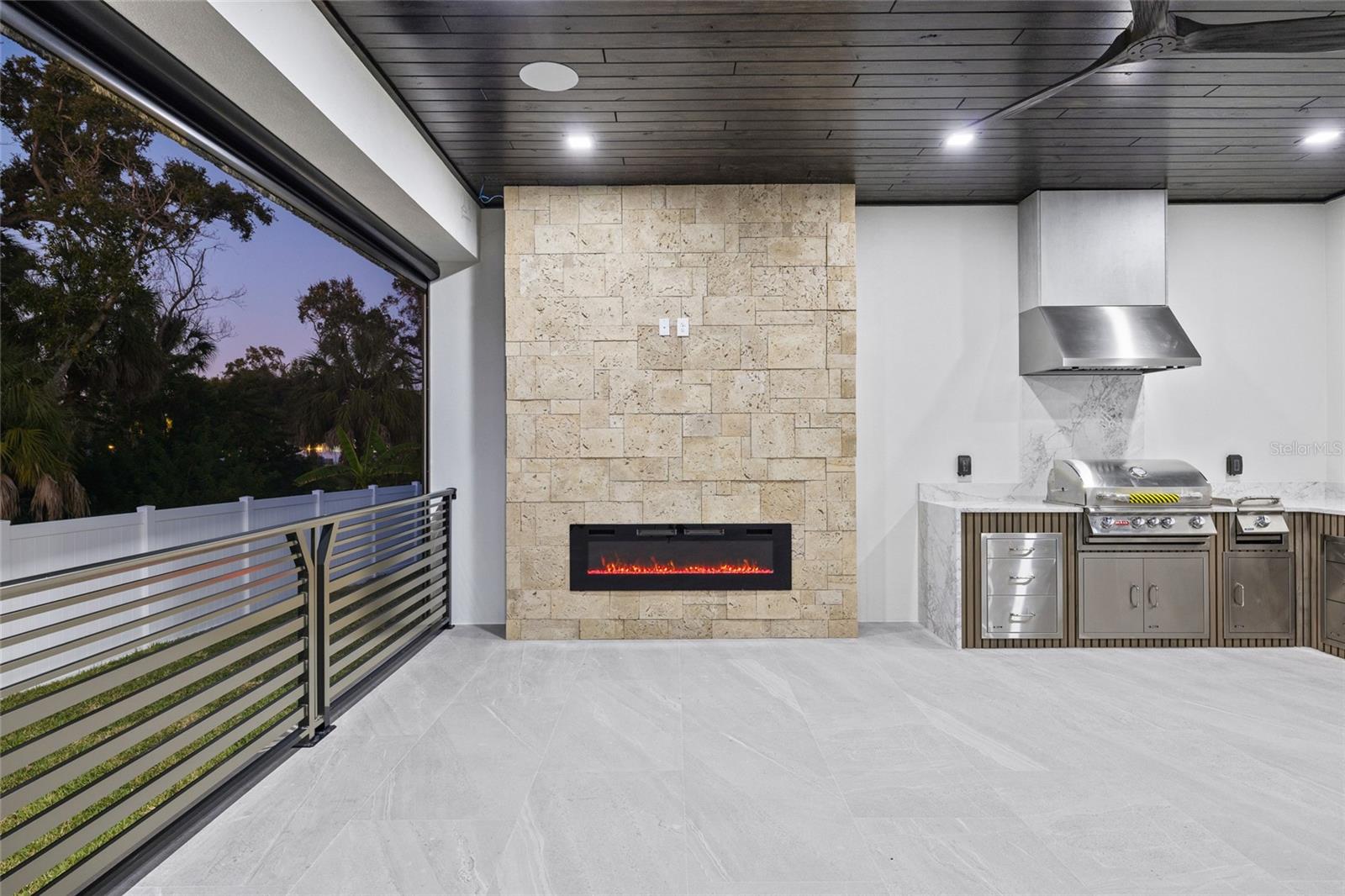 6802 E CREEK DR — photo 88