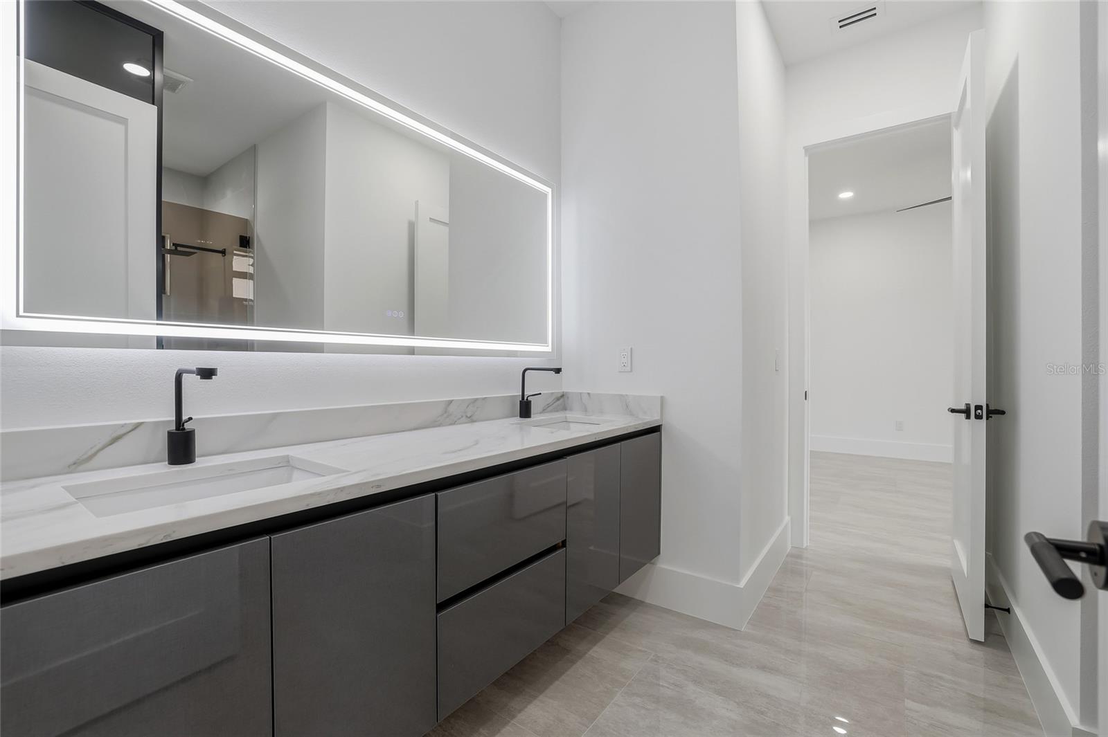 6802 E CREEK DR — photo 54