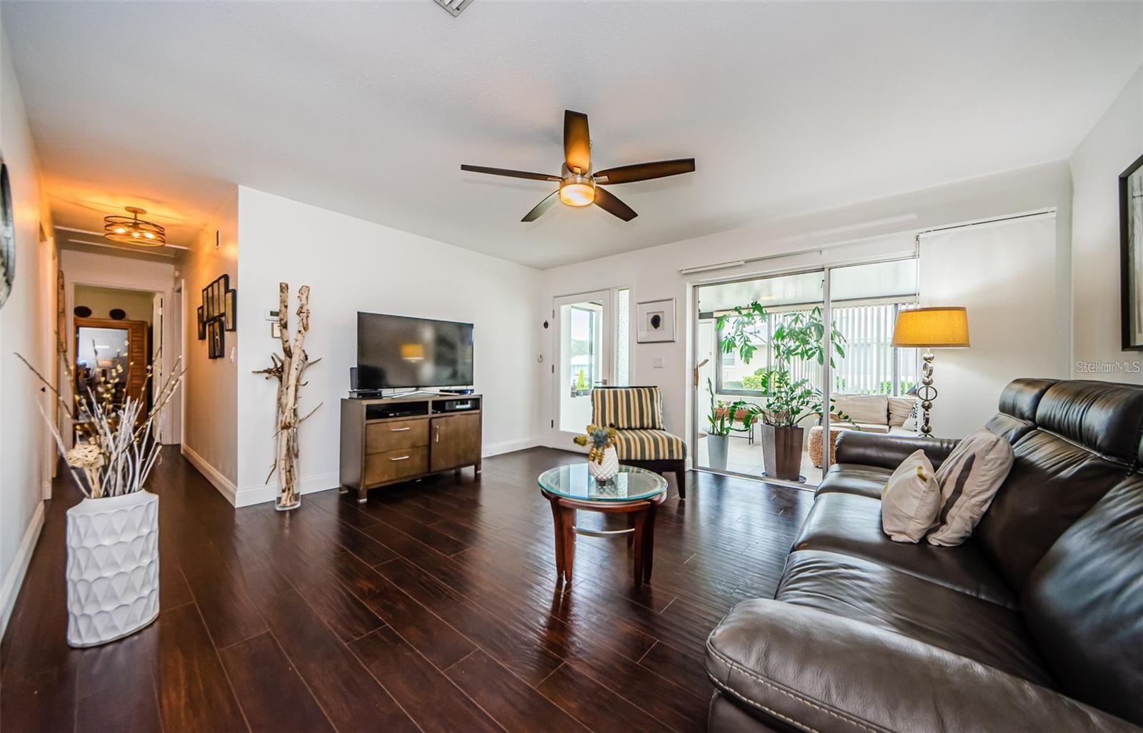 2739 SHERBROOKE LN #B — photo 10
