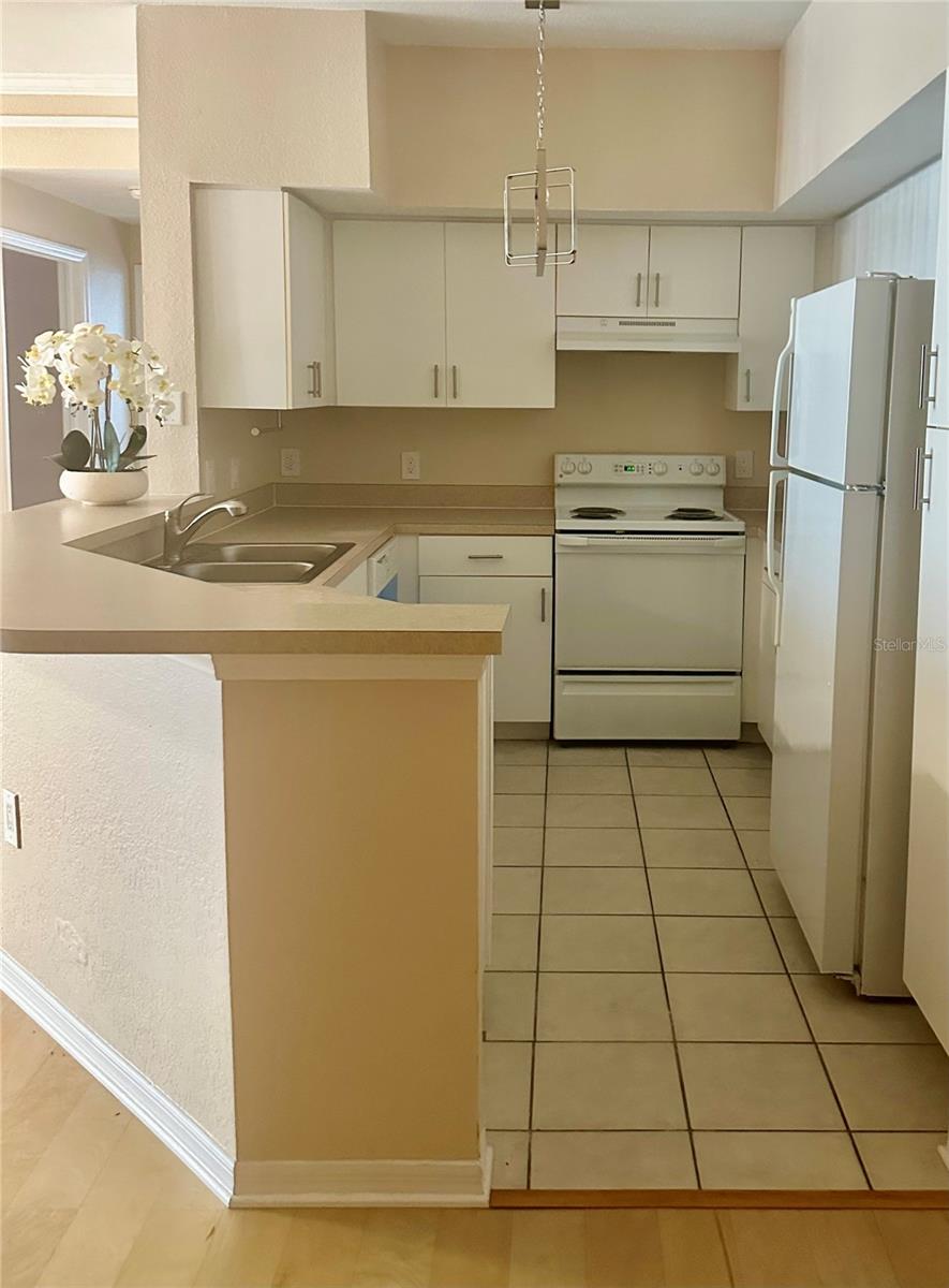 4126 CENTRAL SARASOTA PKWY #2011 — photo 8