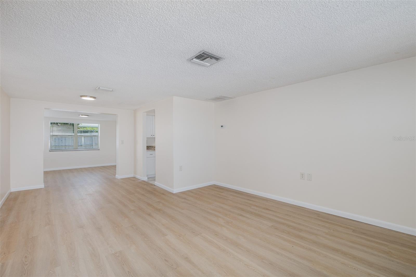 1148 FERNWOOD DR — photo 35