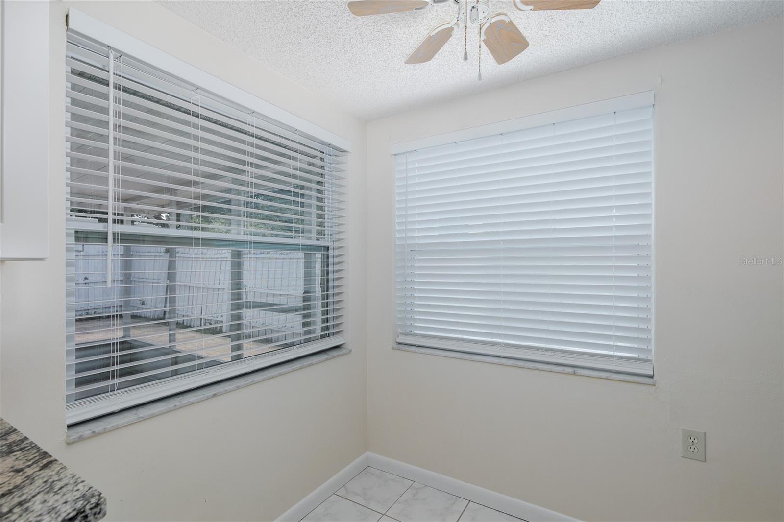 1148 FERNWOOD DR — photo 33