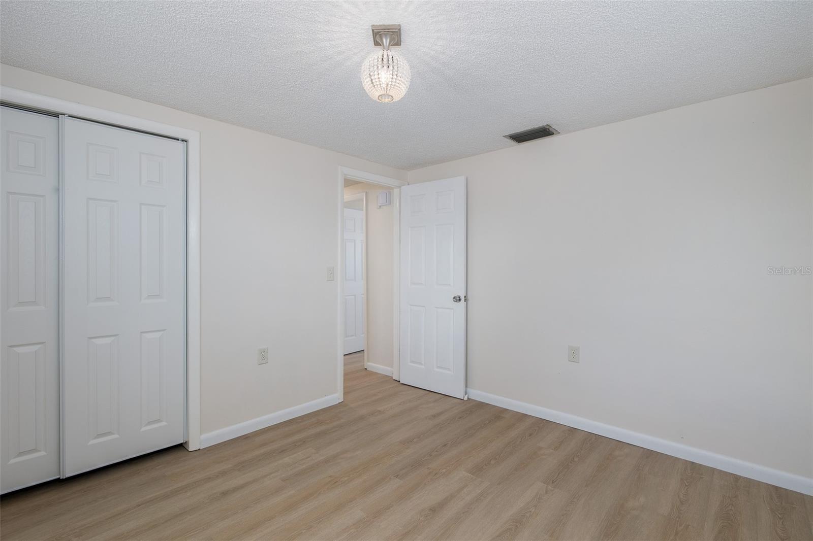 1148 FERNWOOD DR — photo 26