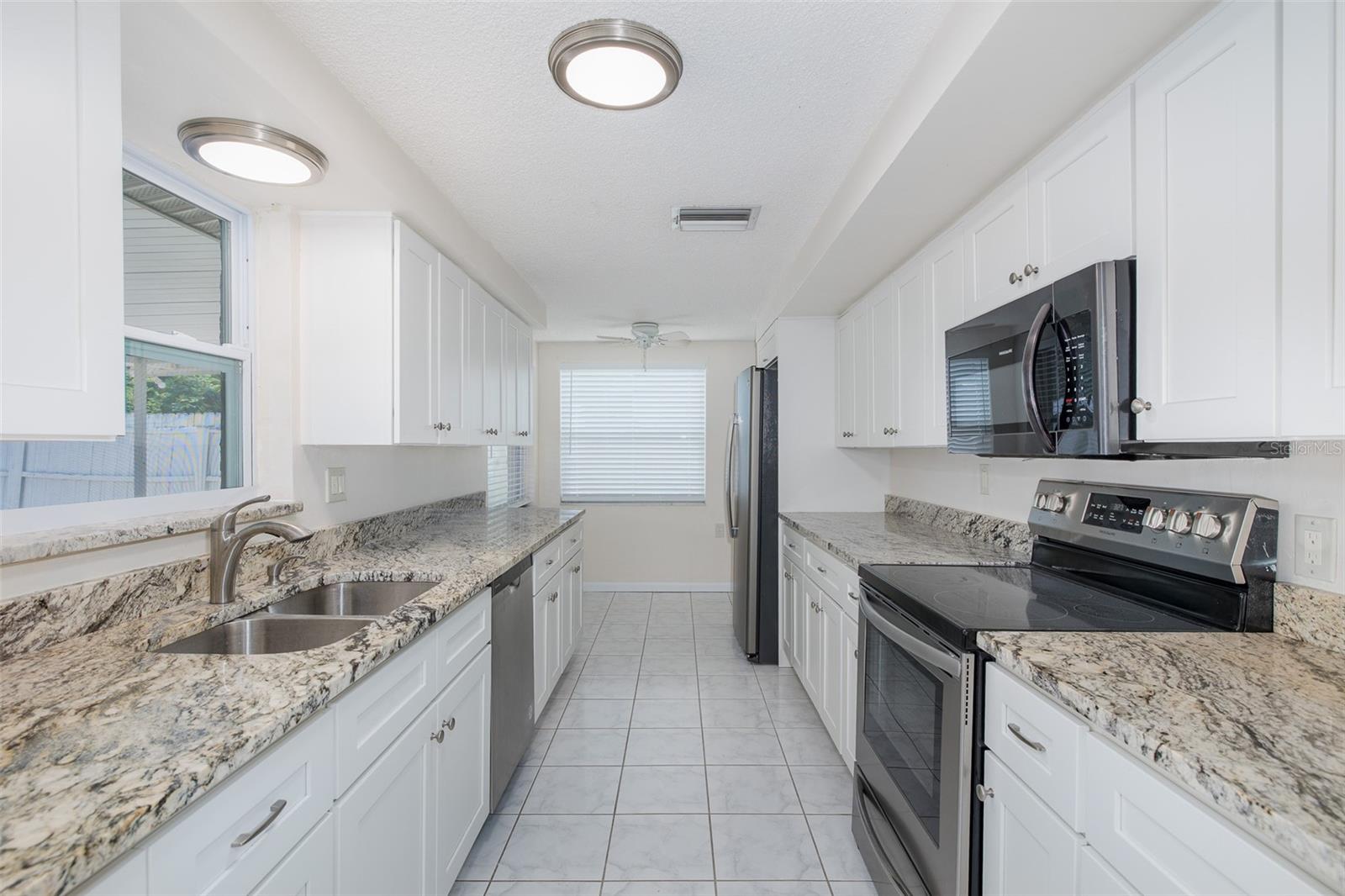 1148 FERNWOOD DR — photo 32