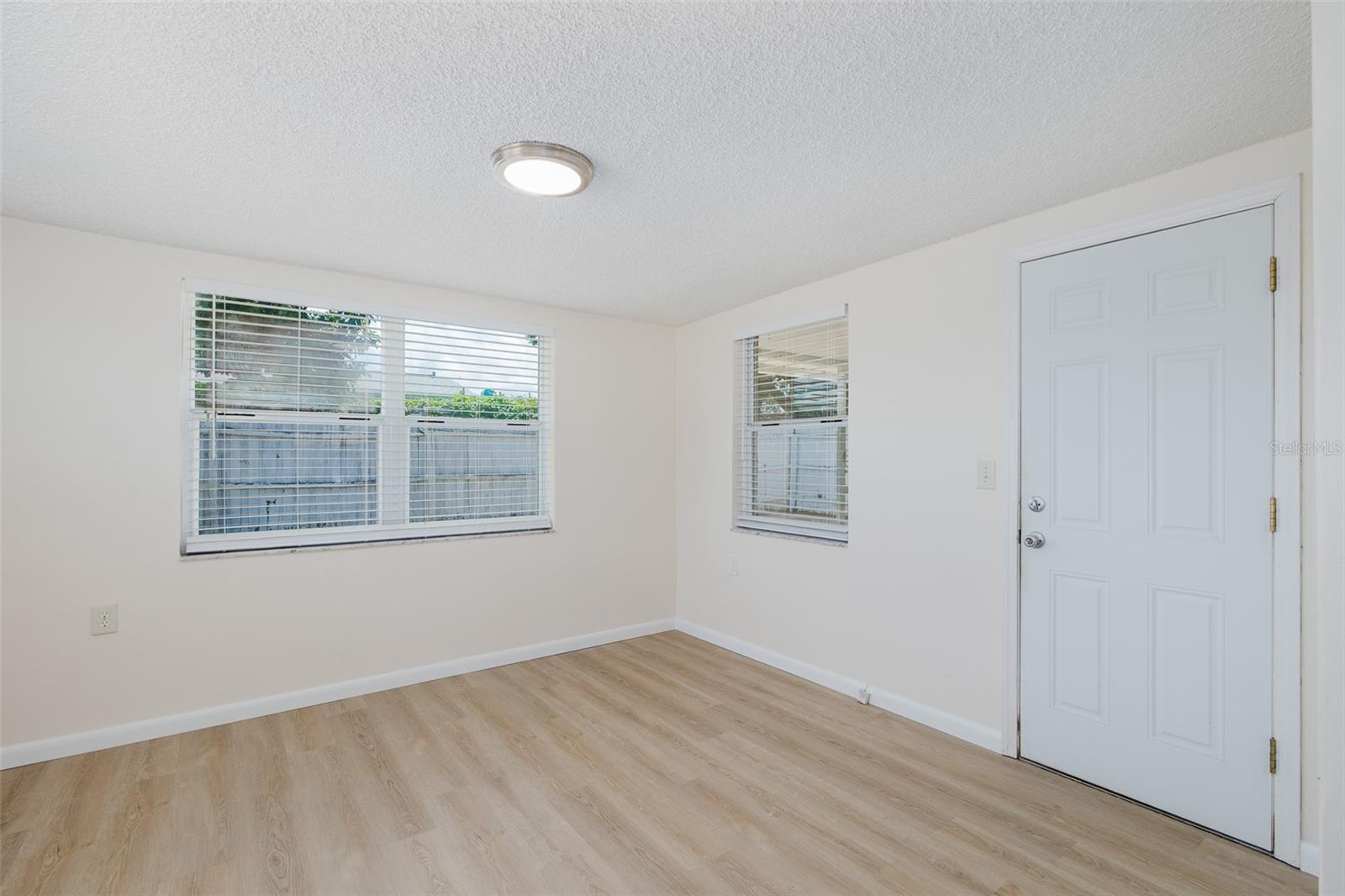 1148 FERNWOOD DR — photo 28