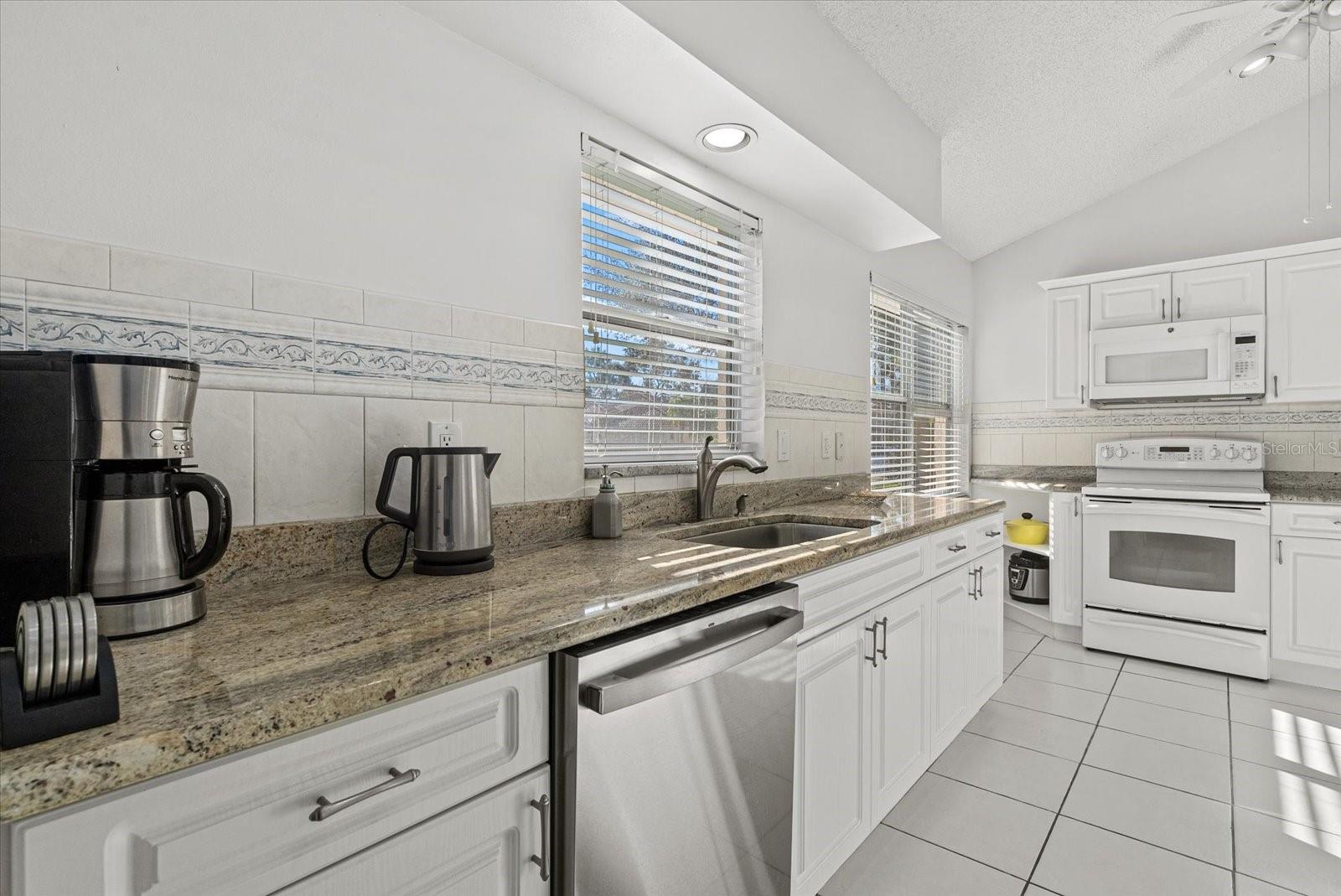 4439 DEER TRAIL BLVD — photo 11