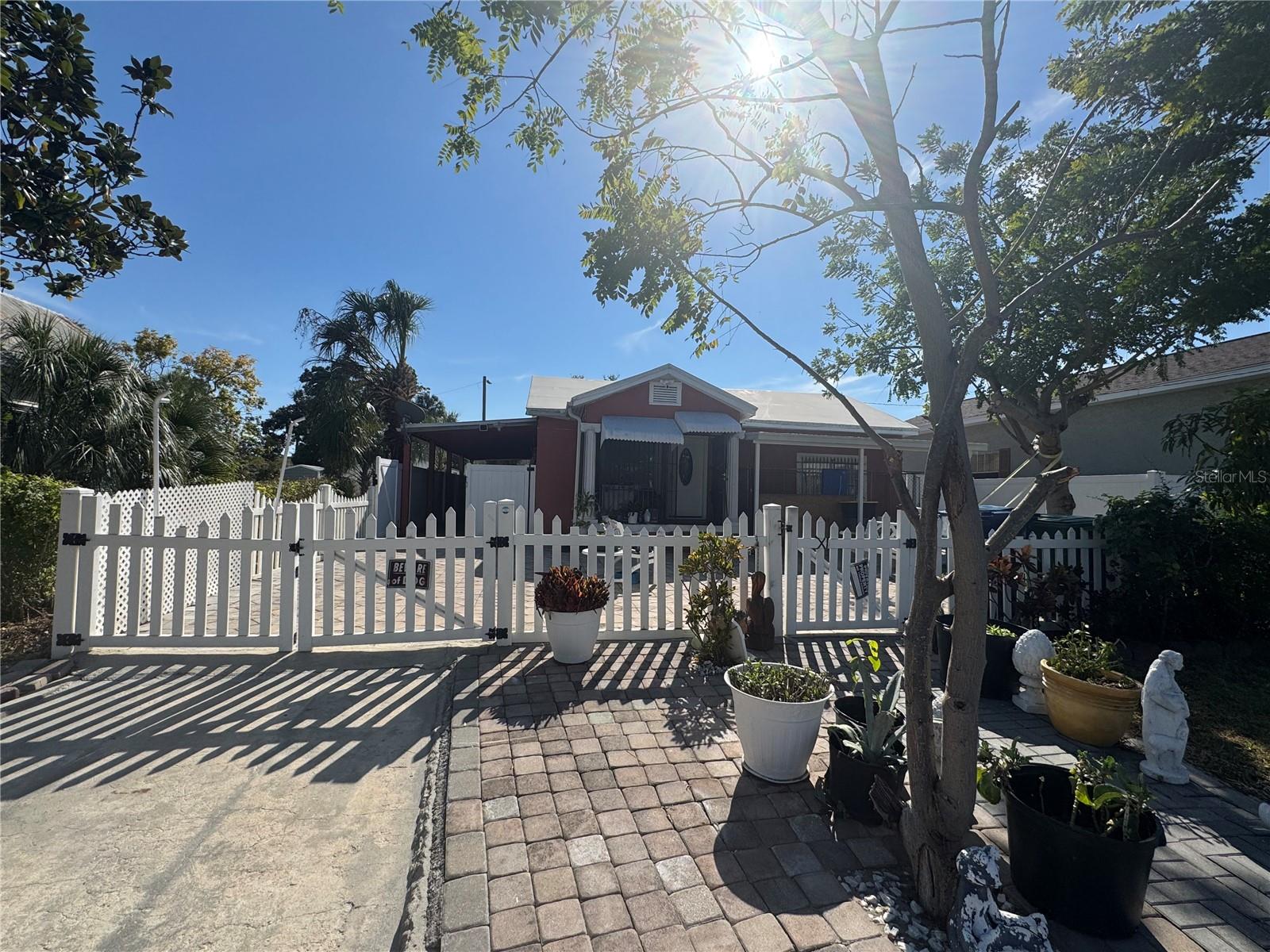 2312 W LA SALLE ST — photo 2