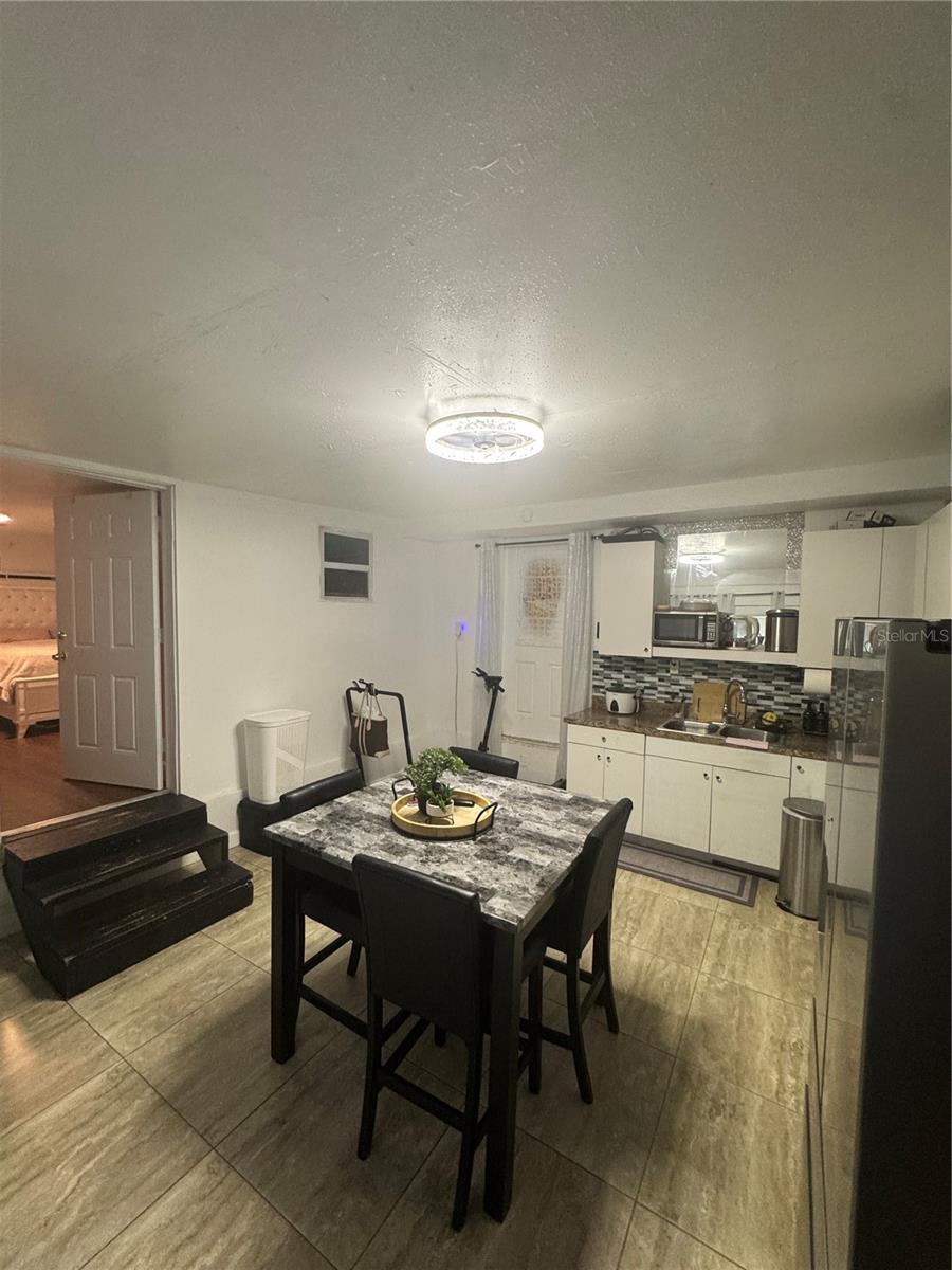 2312 W LA SALLE ST — photo 17