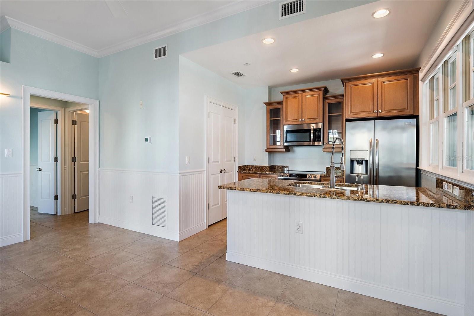 445 N ORANGE AVE #210 — photo 9