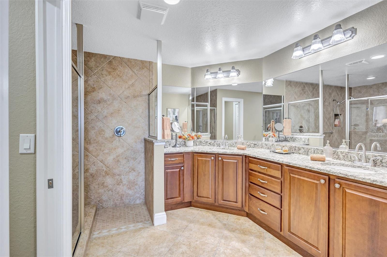 2925 TERRA CEIA BAY BLVD #2703 — photo 17