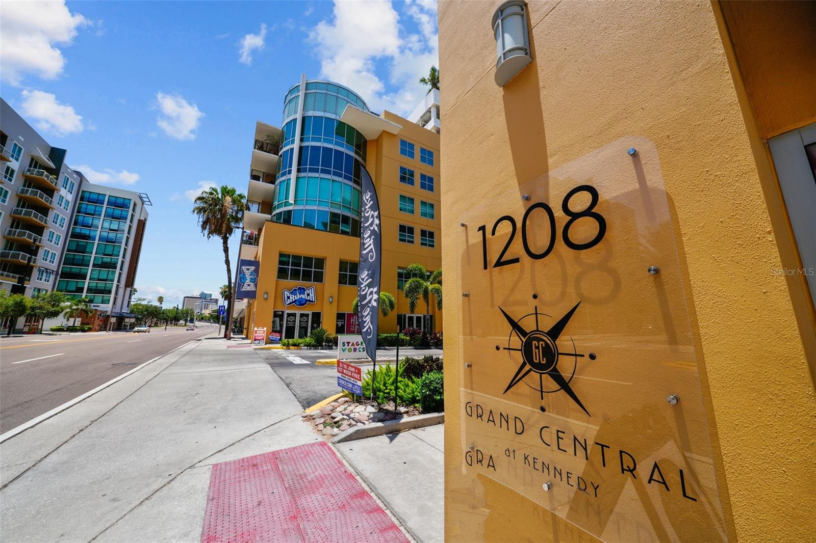 1208 E KENNEDY BLVD #618 — photo 3
