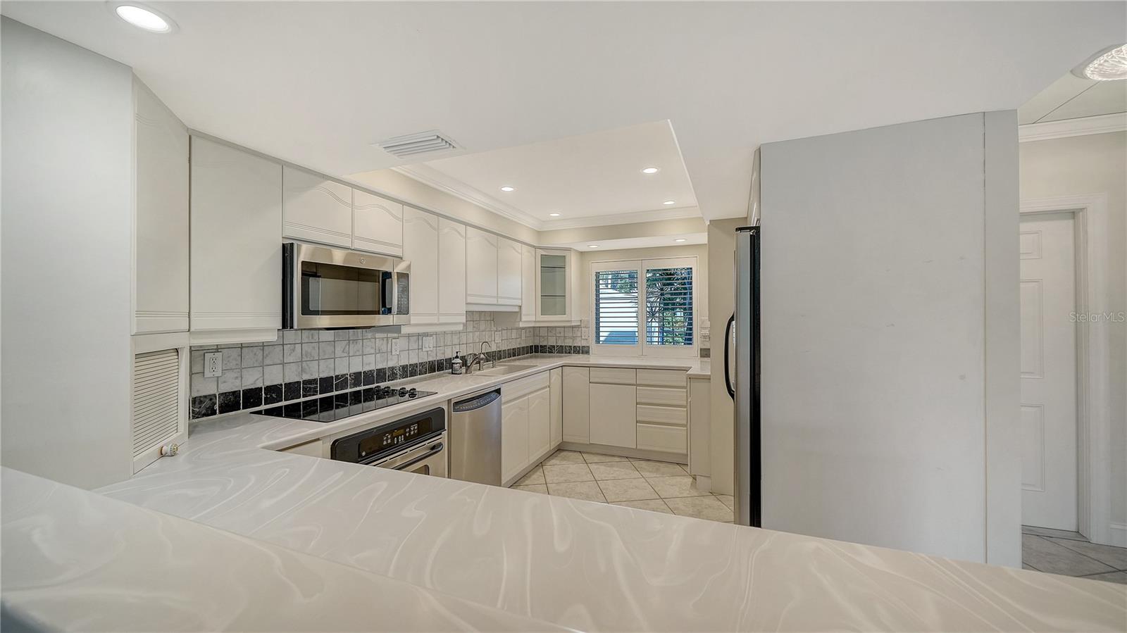 4835 GULF OF MEXICO DR #106 — photo 7