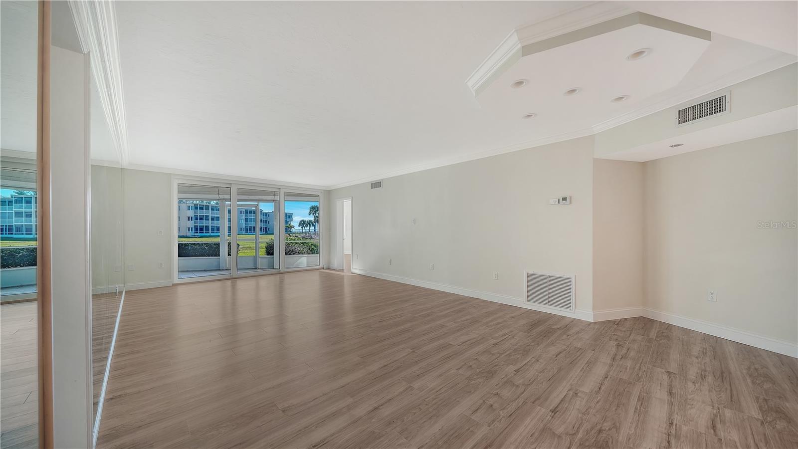 4835 GULF OF MEXICO DR #106 — photo 6