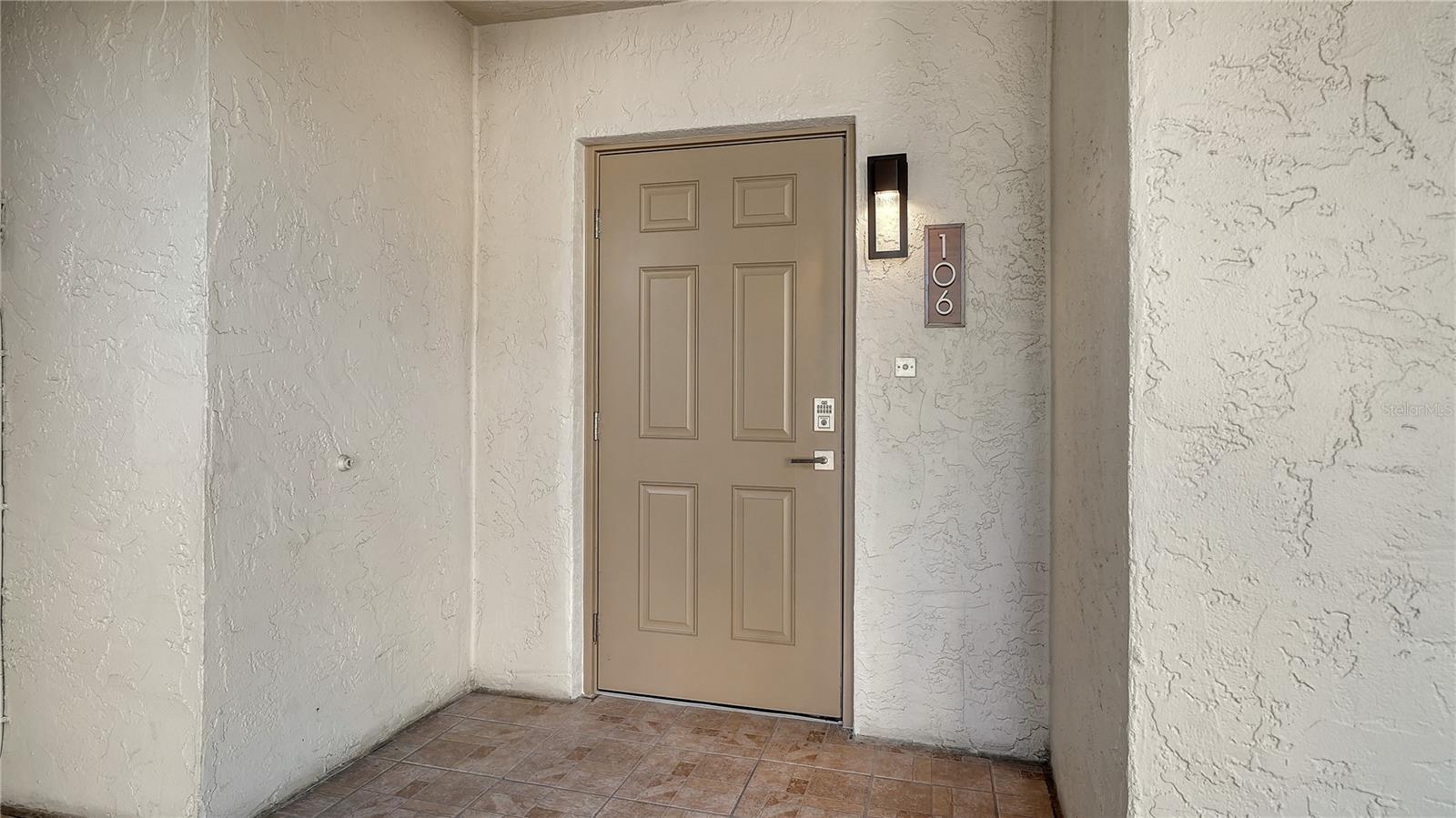 4835 GULF OF MEXICO DR #106 — photo 4