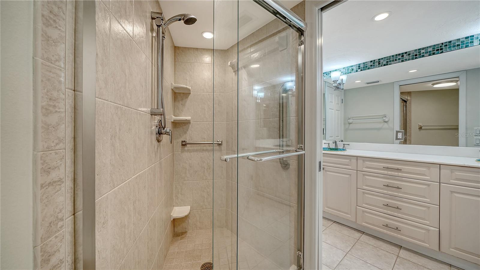 4835 GULF OF MEXICO DR #106 — photo 13