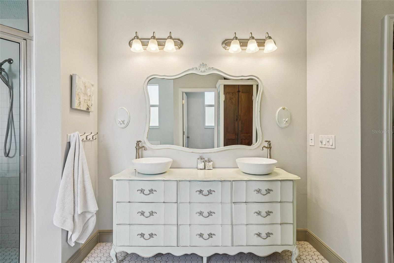 11325 HIDDEN VALLEY LN — photo 64