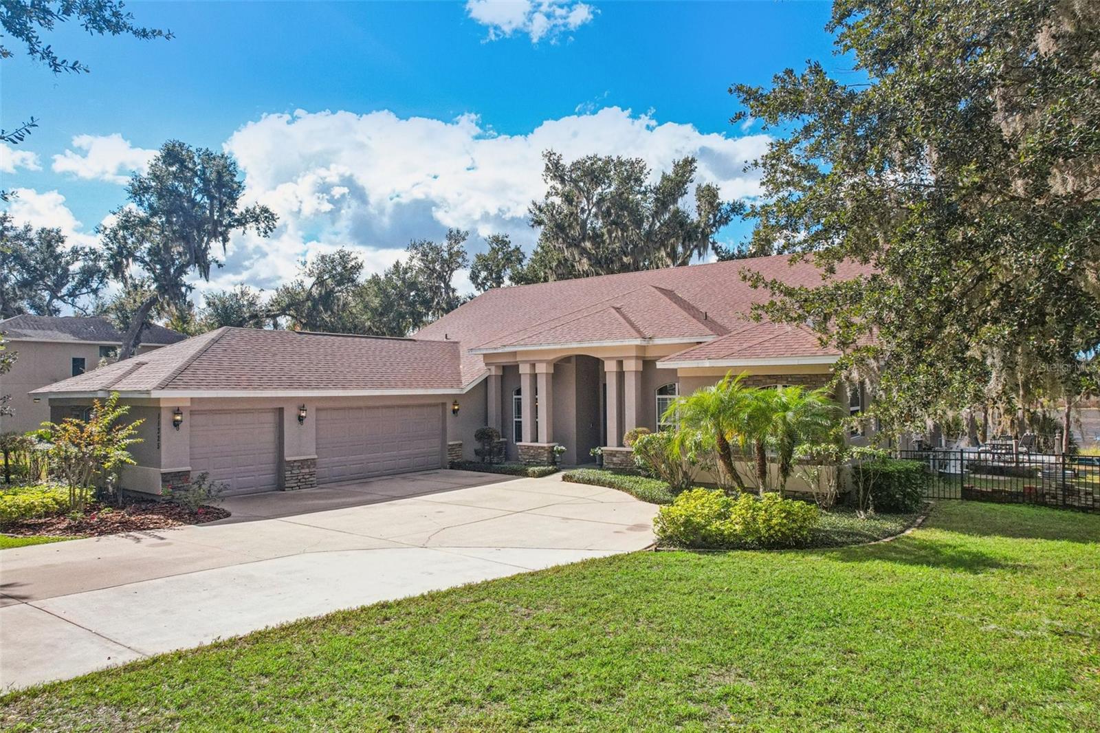 11325 HIDDEN VALLEY LN — photo 100