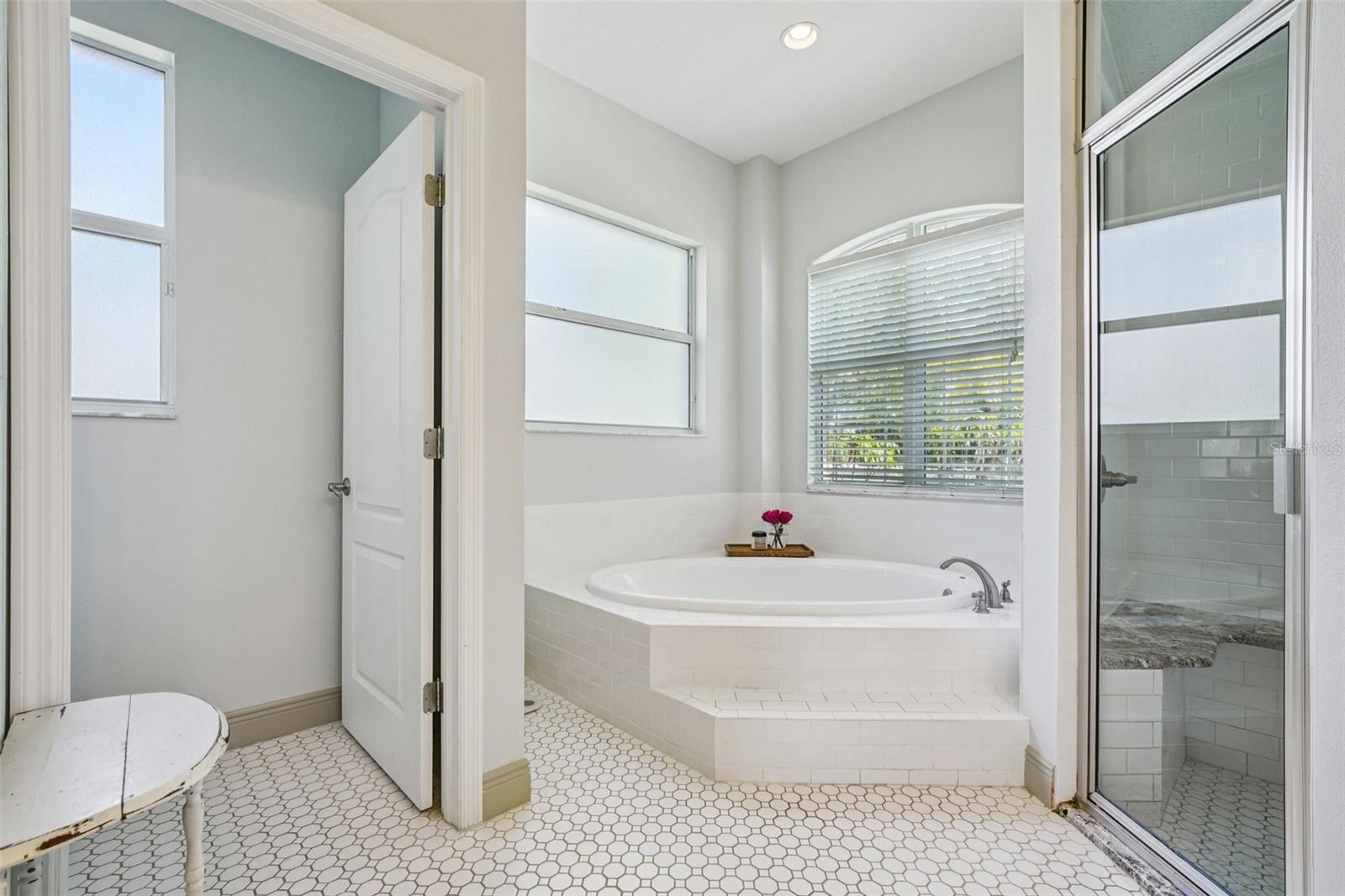 11325 HIDDEN VALLEY LN — photo 62