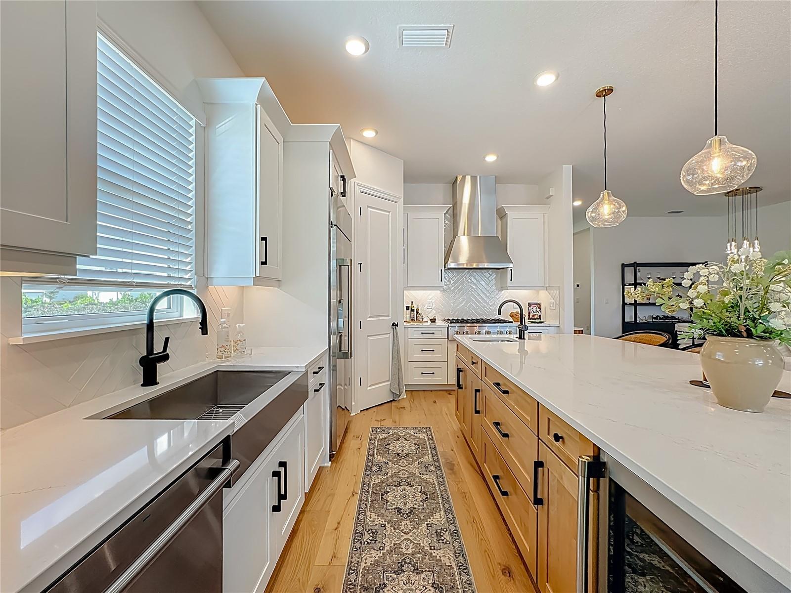 16306 ISOLA PL — photo 16