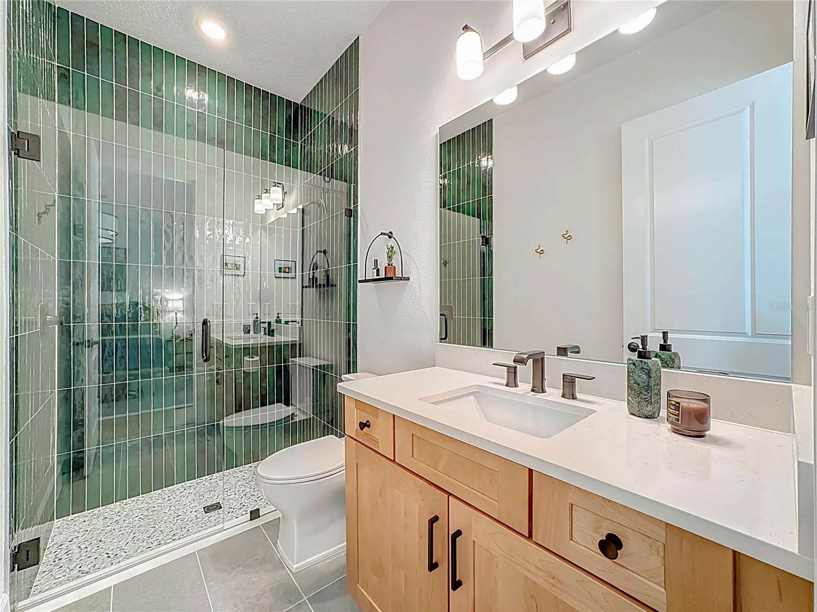 16306 ISOLA PL — photo 40
