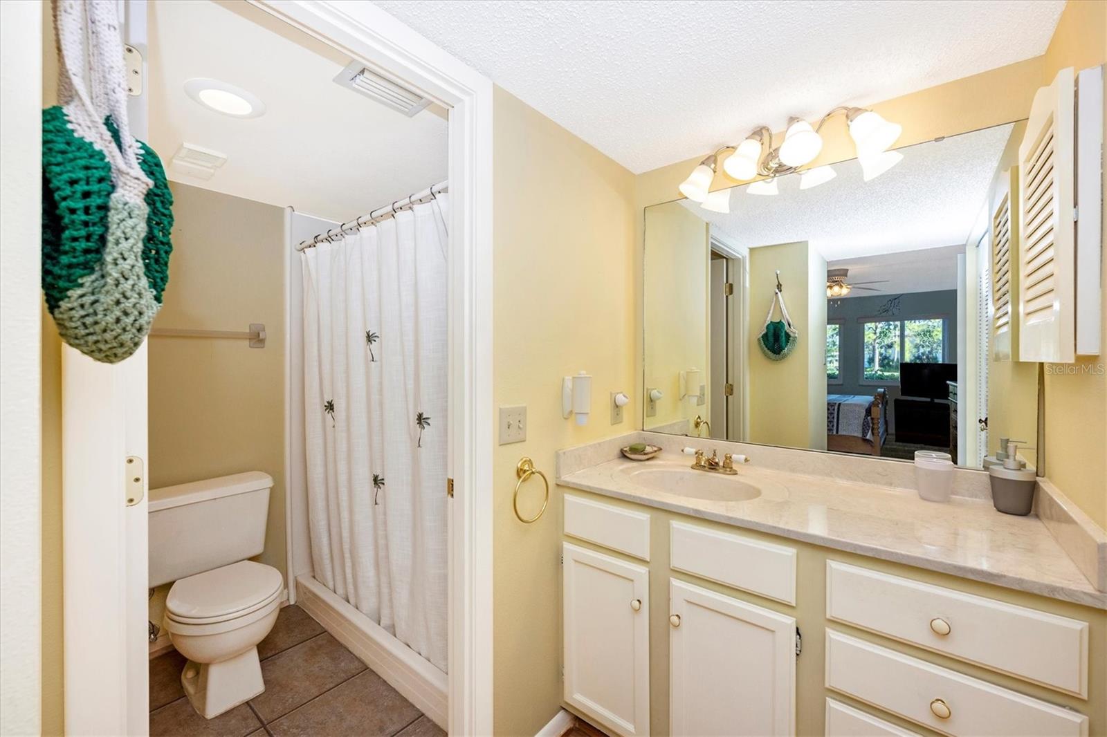 5219 LAKE VILLAGE DR #21 — photo 26
