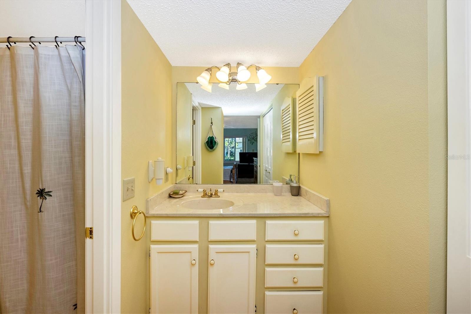 5219 LAKE VILLAGE DR #21 — photo 25